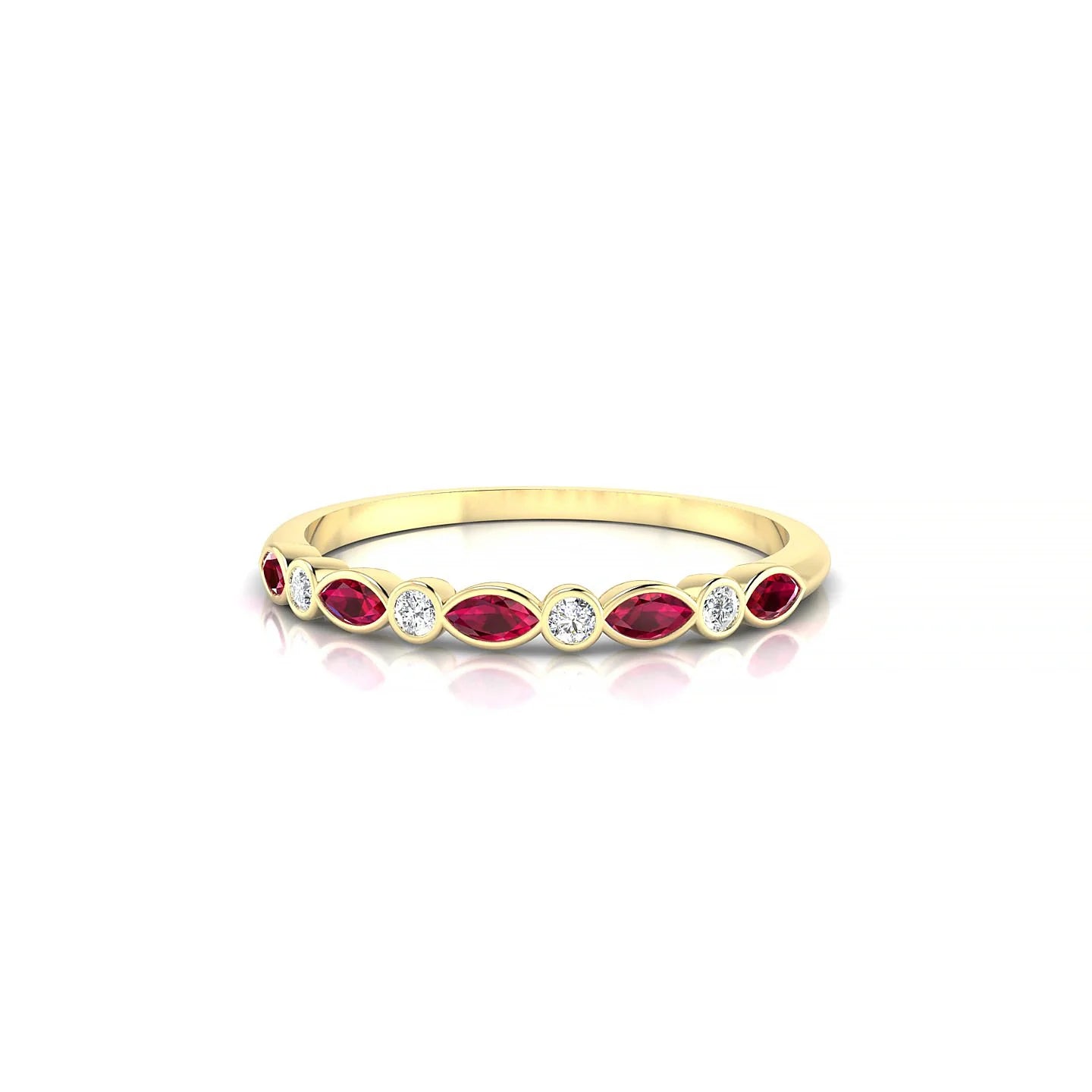 Delight | 18k Yellow Gold 3 x 1.5 mm Marquise Ruby Ring