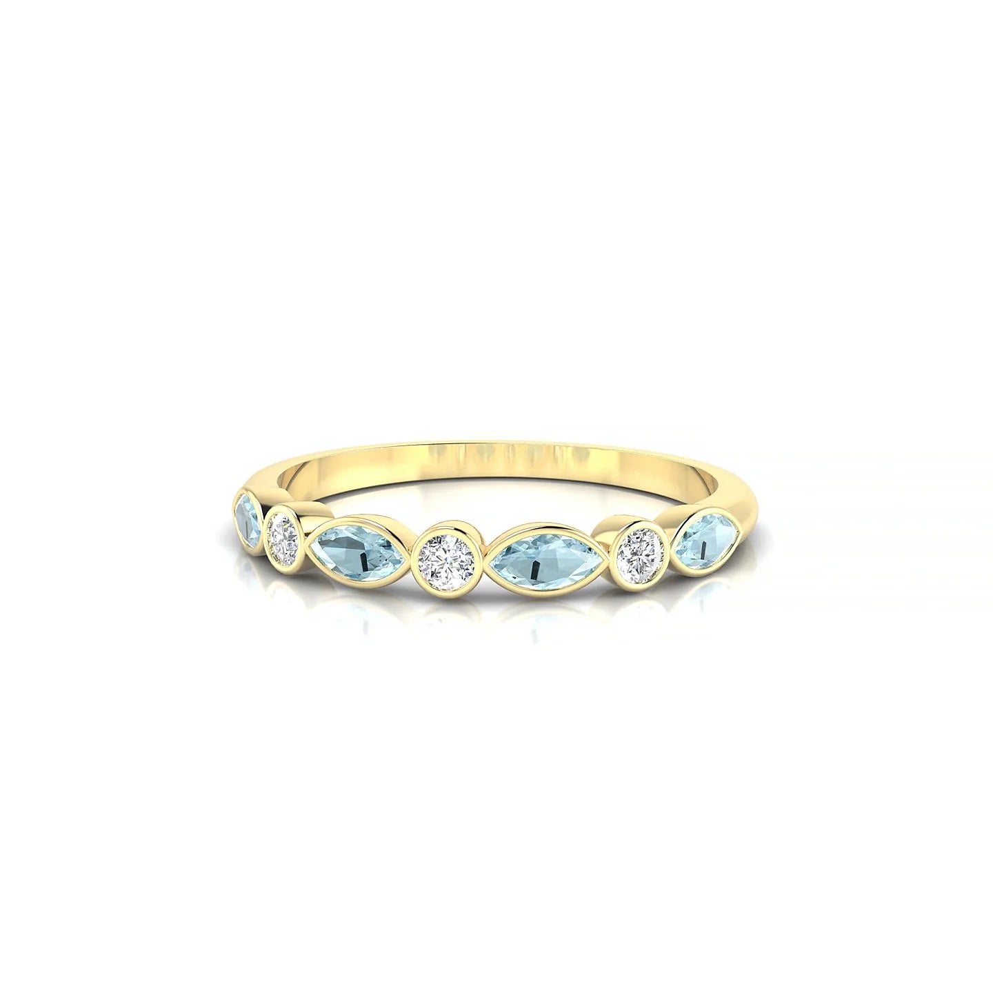 Delight | 18k Yellow Gold 4 x 2 mm Marquise Aquamarine Ring