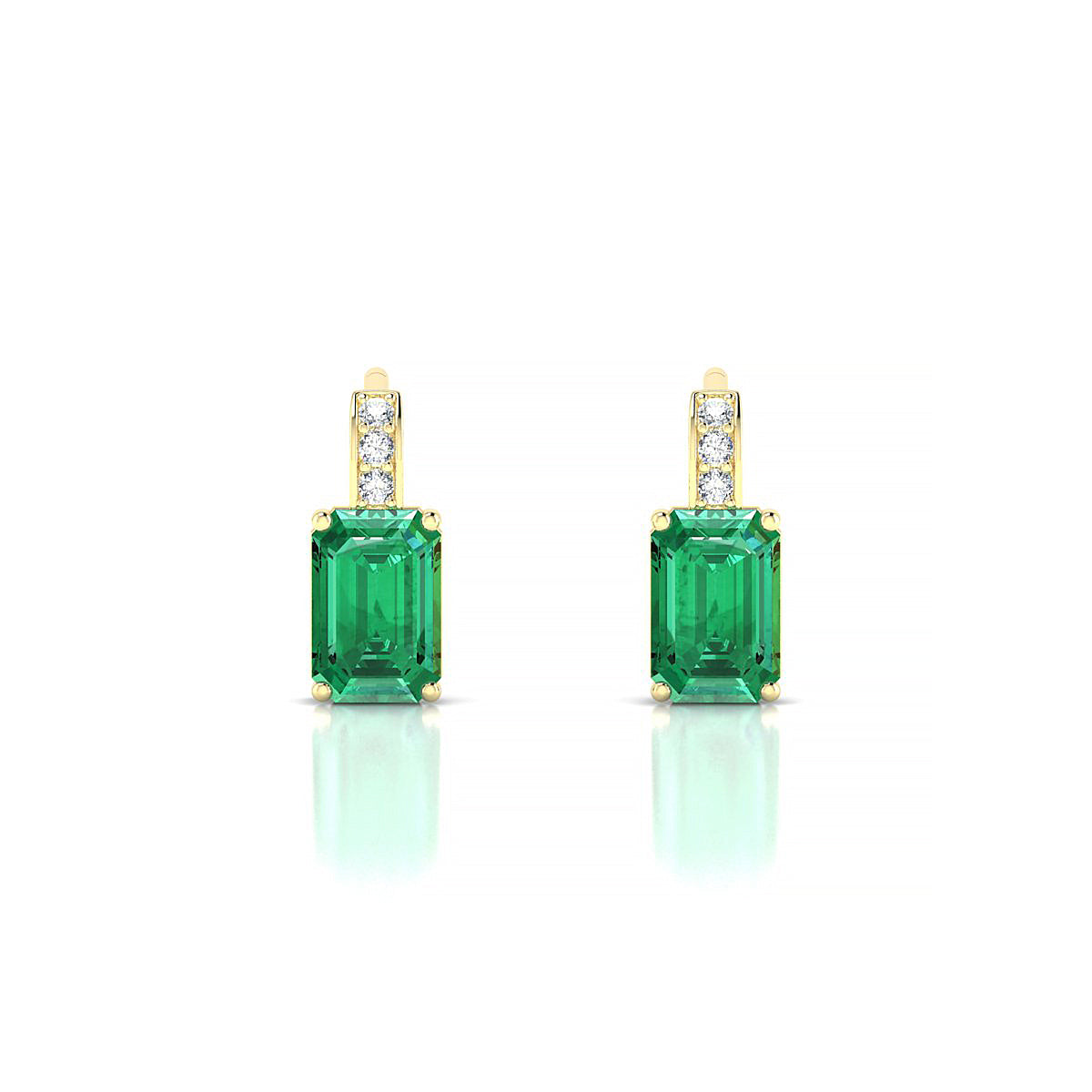 Exquisite | 18k Yellow Gold 6 x 4 mm Emerald Emerald Earrings