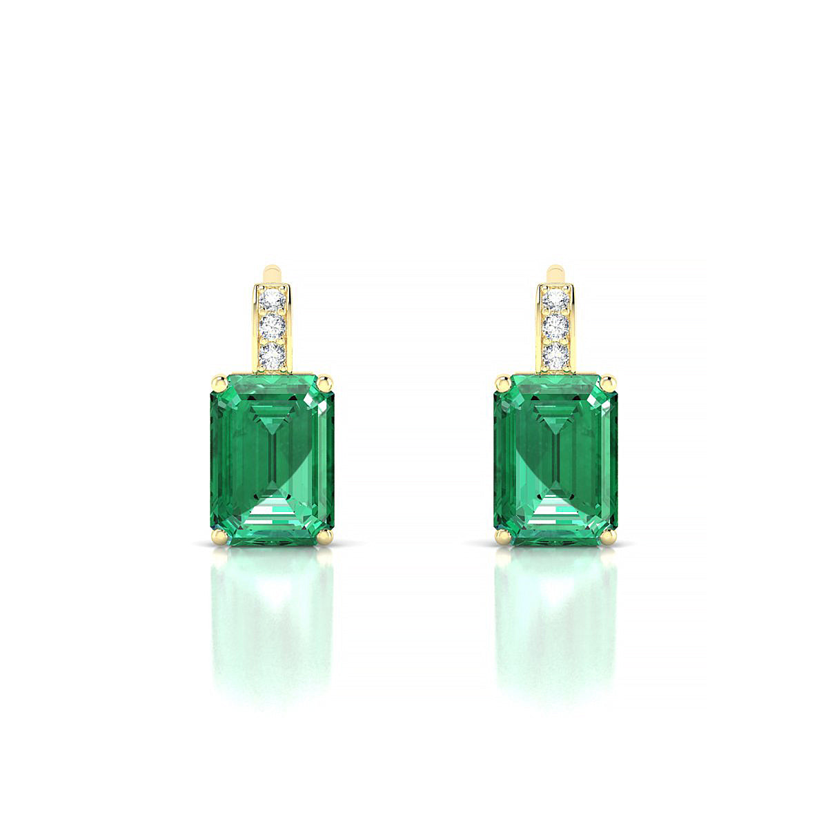 Exquisite | 18k Yellow Gold 7 x 5 mm Emerald Emerald Earrings