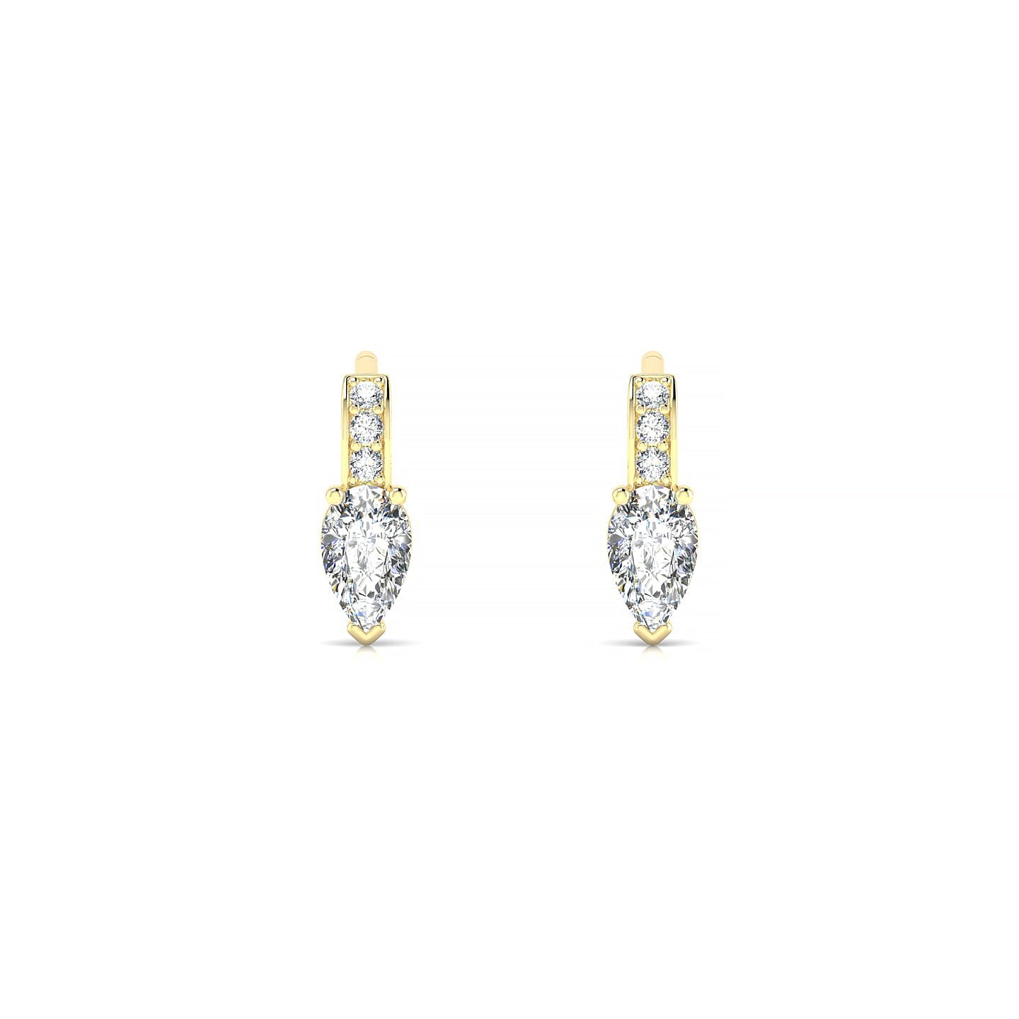 Exquisite | 18k Yellow Gold 5 x 3 mm Pear Diamond Earrings