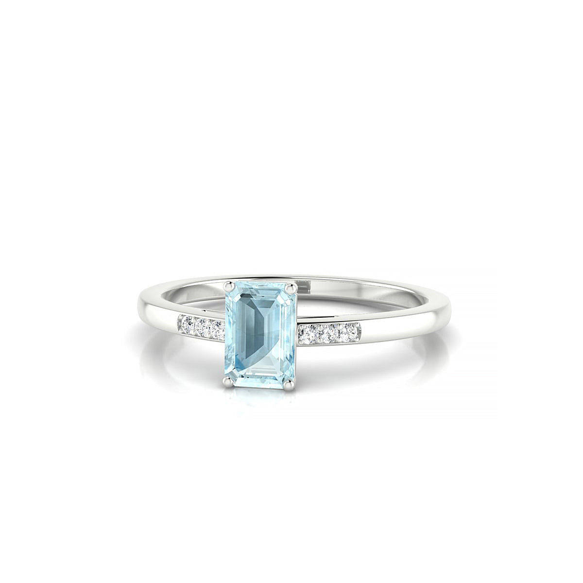 Exquisite | 18k White Gold 6 x 4 mm Emerald Aquamarine Ring