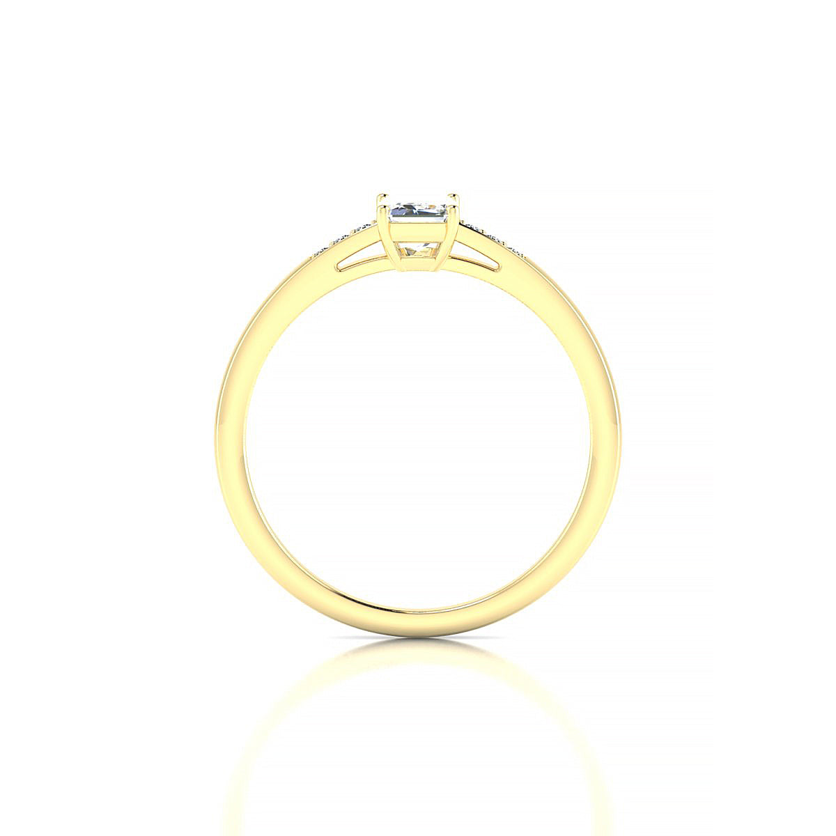 Exquisite | 18k Yellow Gold 6 x 4 mm Emerald Diamond Ring
