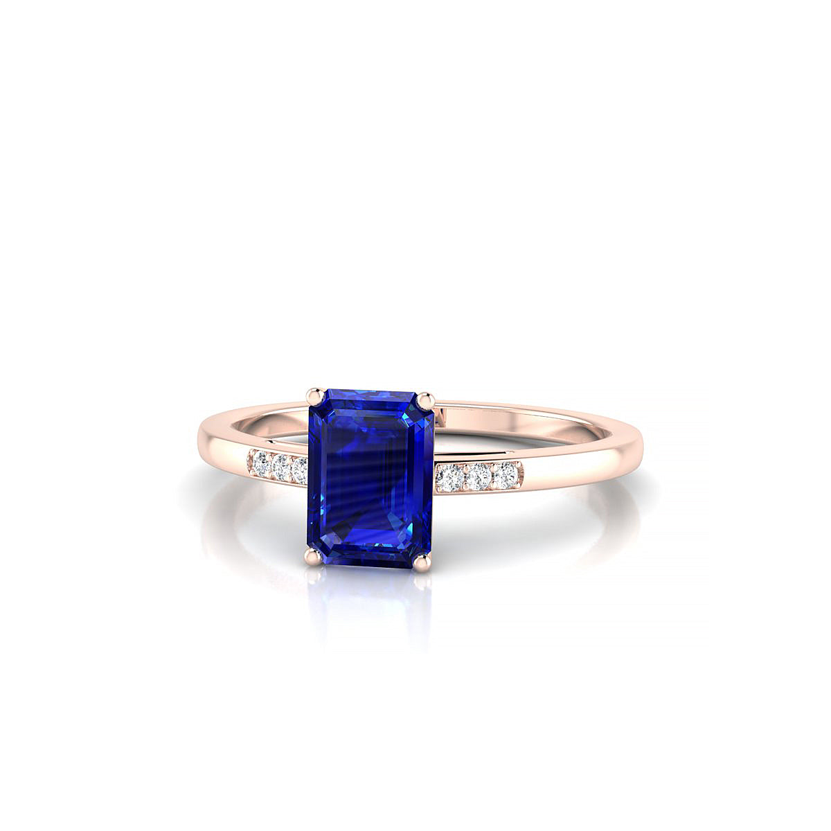 Exquisite | 18k Rose Gold 7 x 5 mm Emerald Sapphire Ring