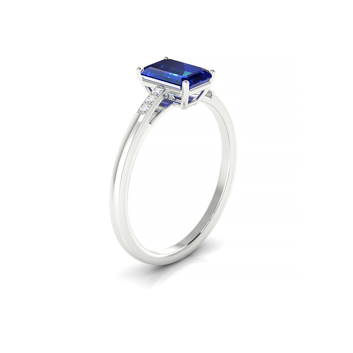 Exquisite | 18k White Gold 7 x 5 mm Emerald Sapphire Ring