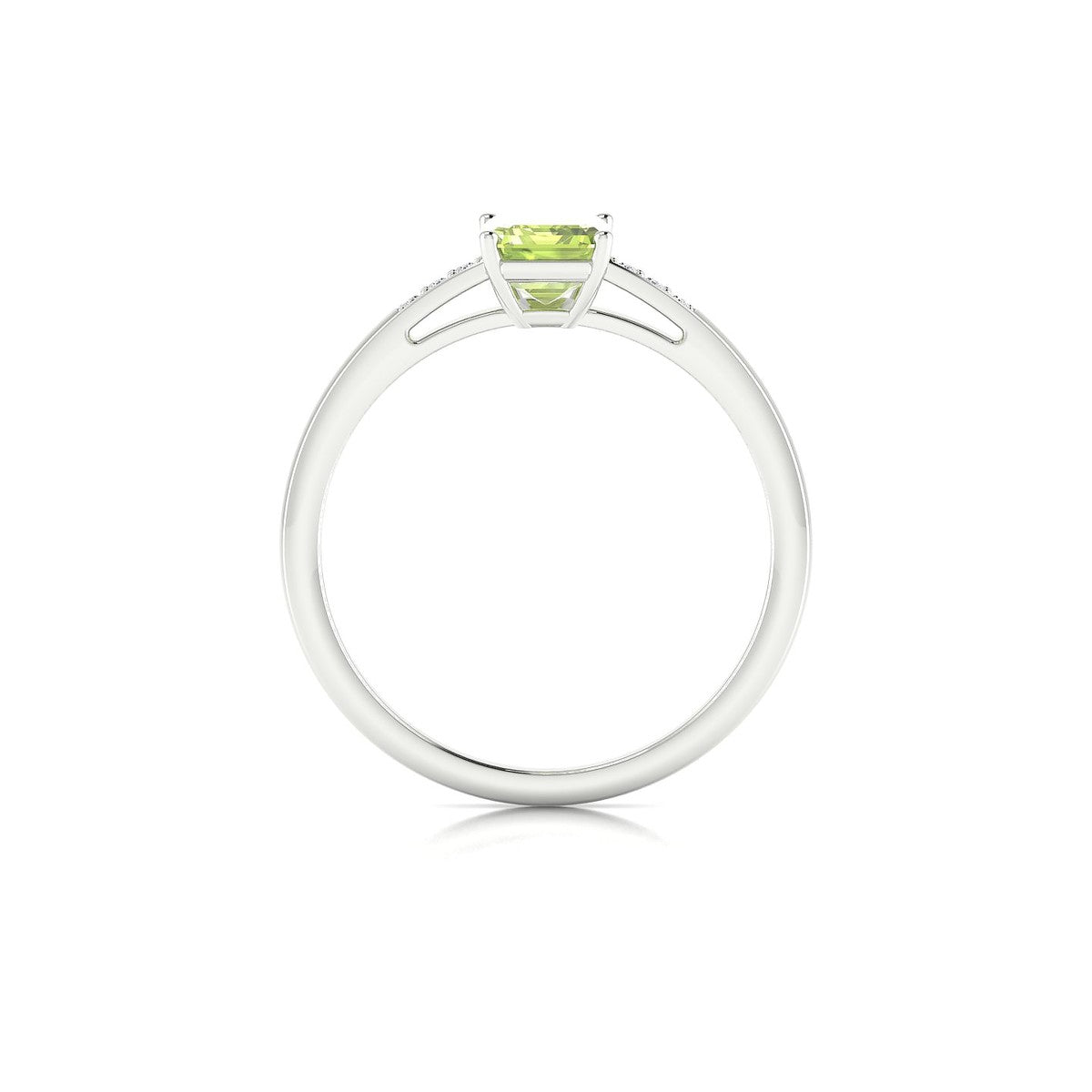 Exquisite | 18k White Gold 7 x 5 mm Emerald Peridot Ring