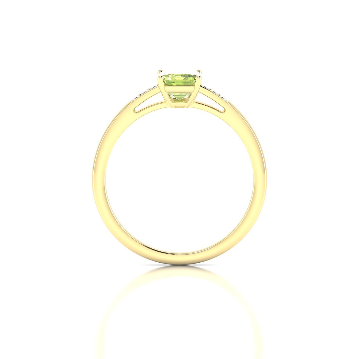 Exquisite | 18k Yellow Gold 7 x 5 mm Emerald Peridot Ring