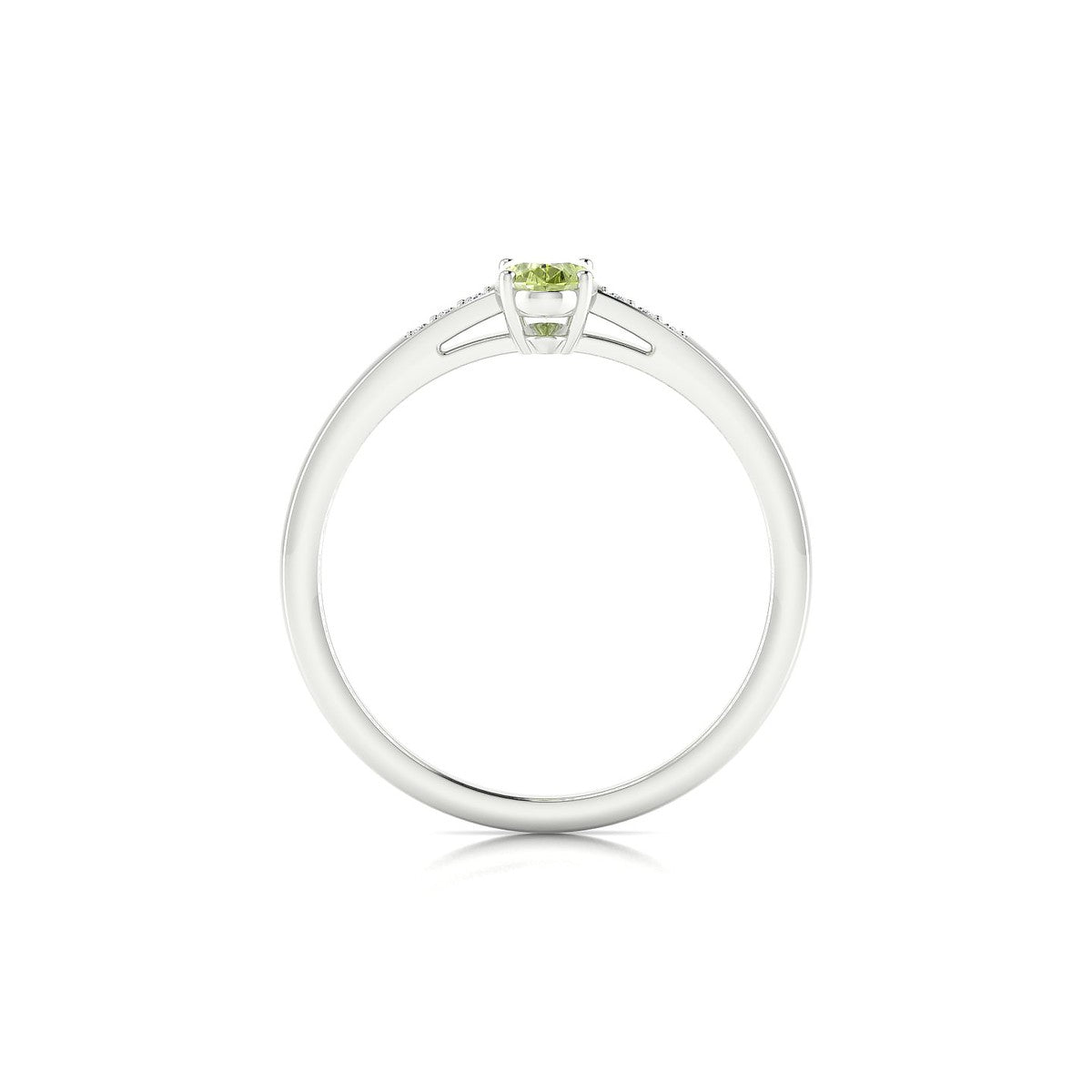 Exquisite | 18k White Gold 6 x 4 mm Oval Peridot Ring