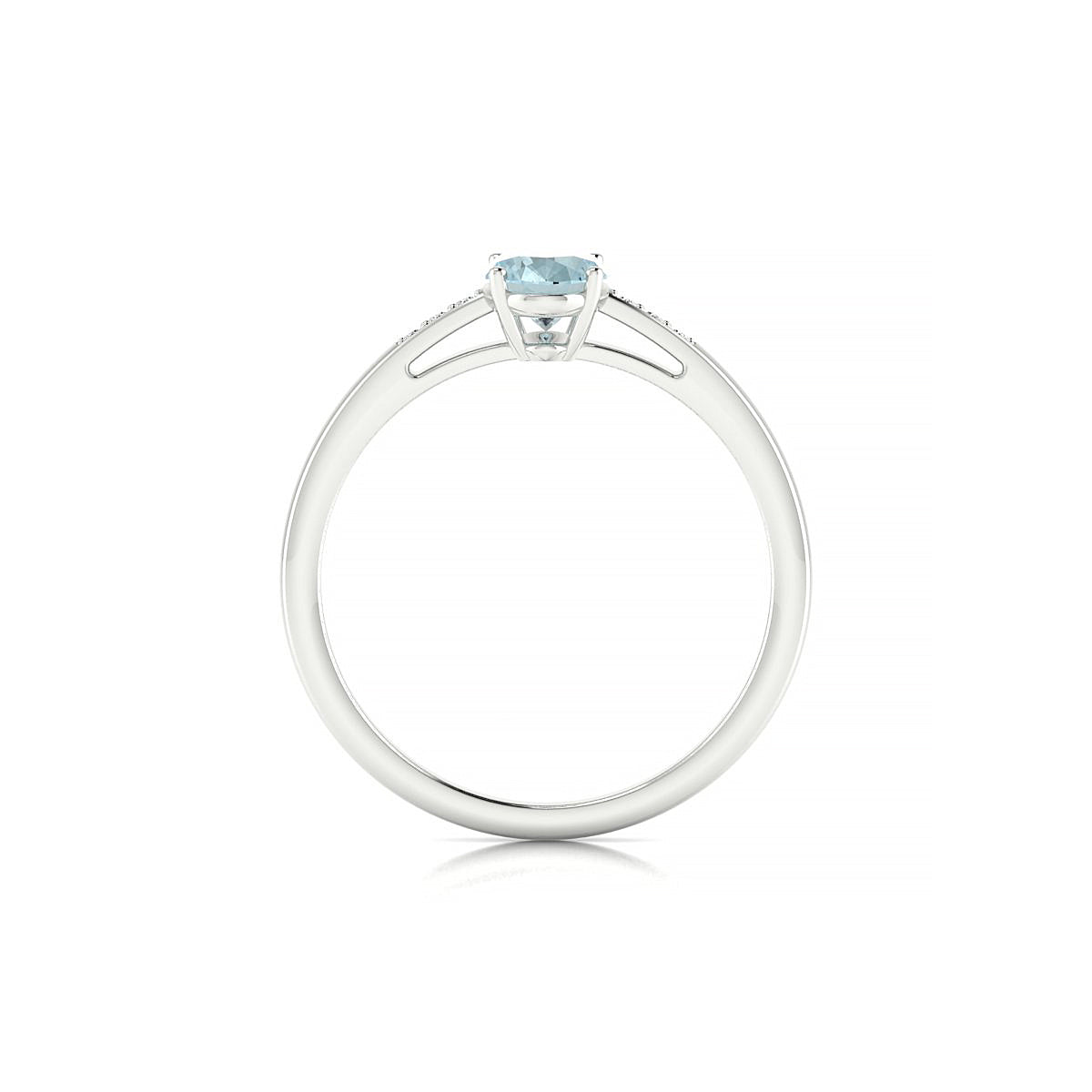 Exquisite | 18k White Gold 7 x 5 mm Oval Aquamarine Ring