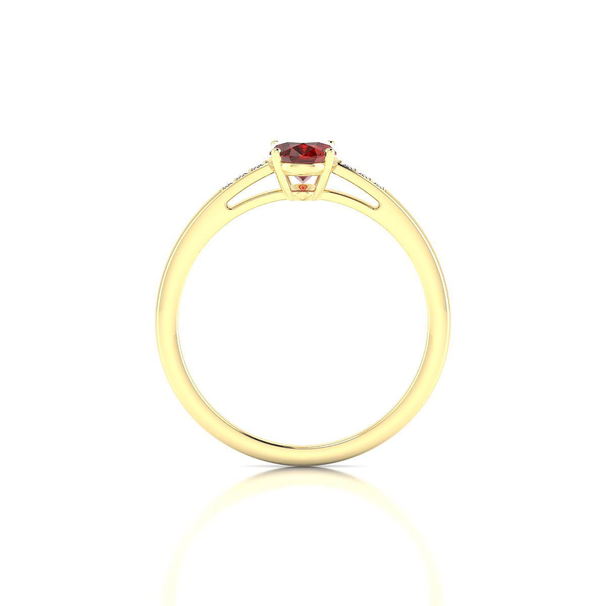 Exquisite | 18k Yellow Gold 7 x 5 mm Oval Garnet Ring