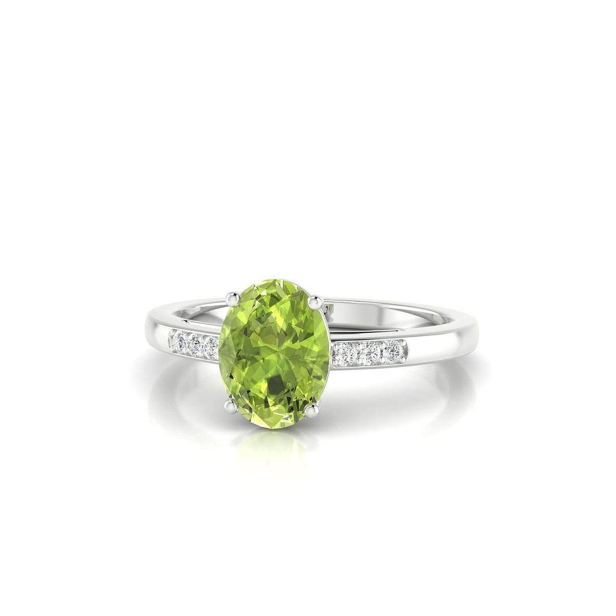 Exquisite | 18k White Gold 8 x 6 mm Oval Peridot Ring