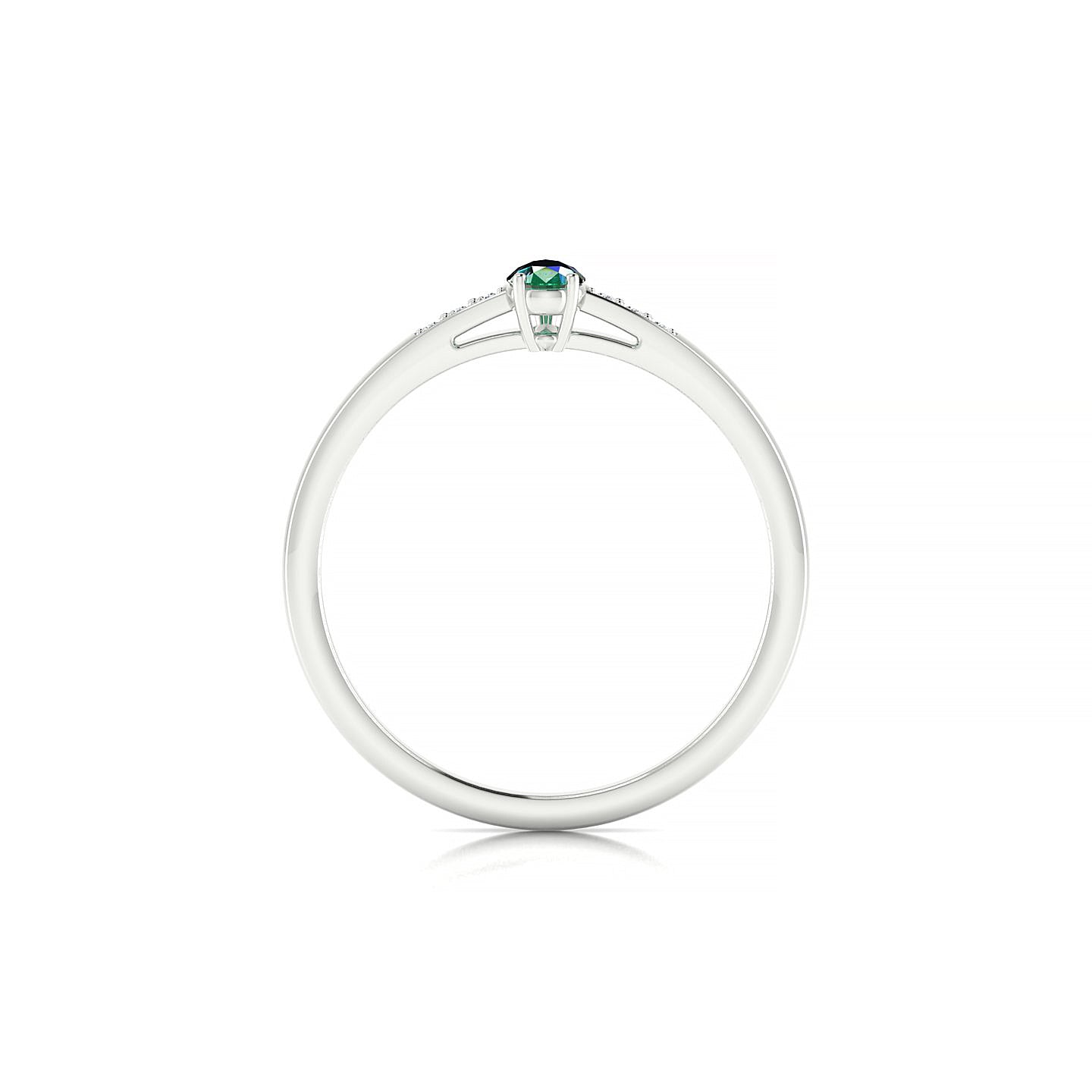 Exquisite | 18k White Gold 5 x 3 mm Pear Emerald Ring