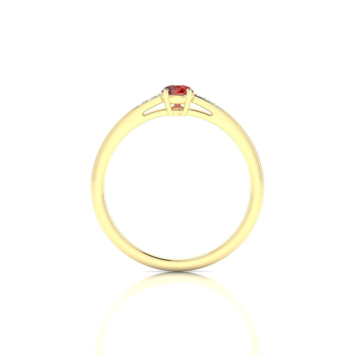 Exquisite | 18k Yellow Gold 6 x 4 mm Pear Garnet Ring