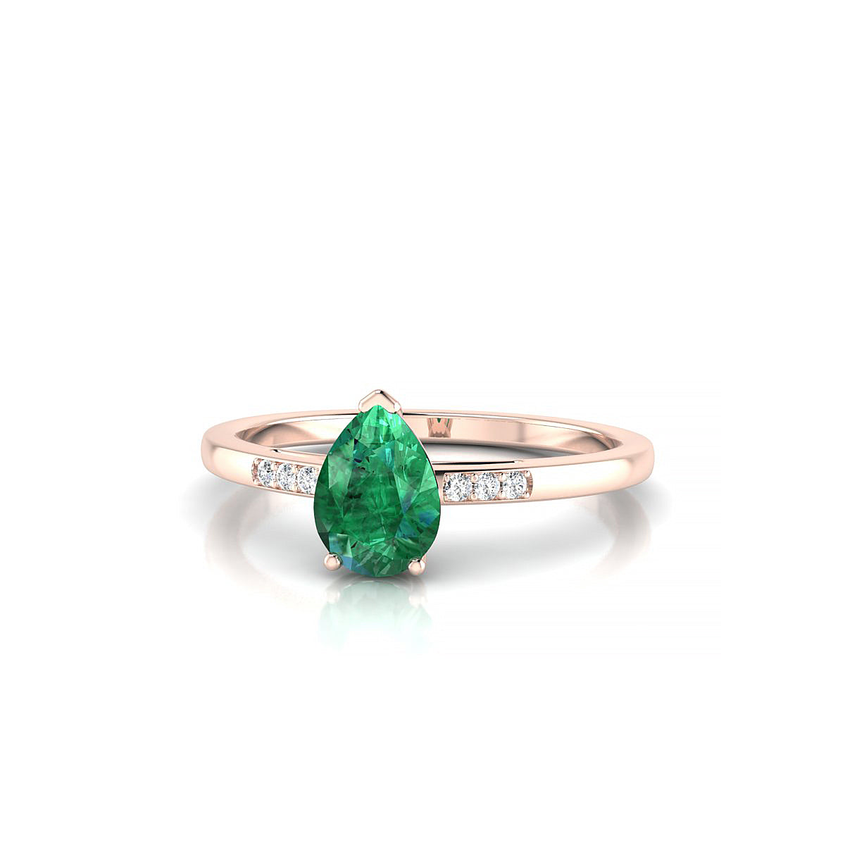 Exquisite | 18k Rose Gold 7 x 5 mm Pear Emerald Ring