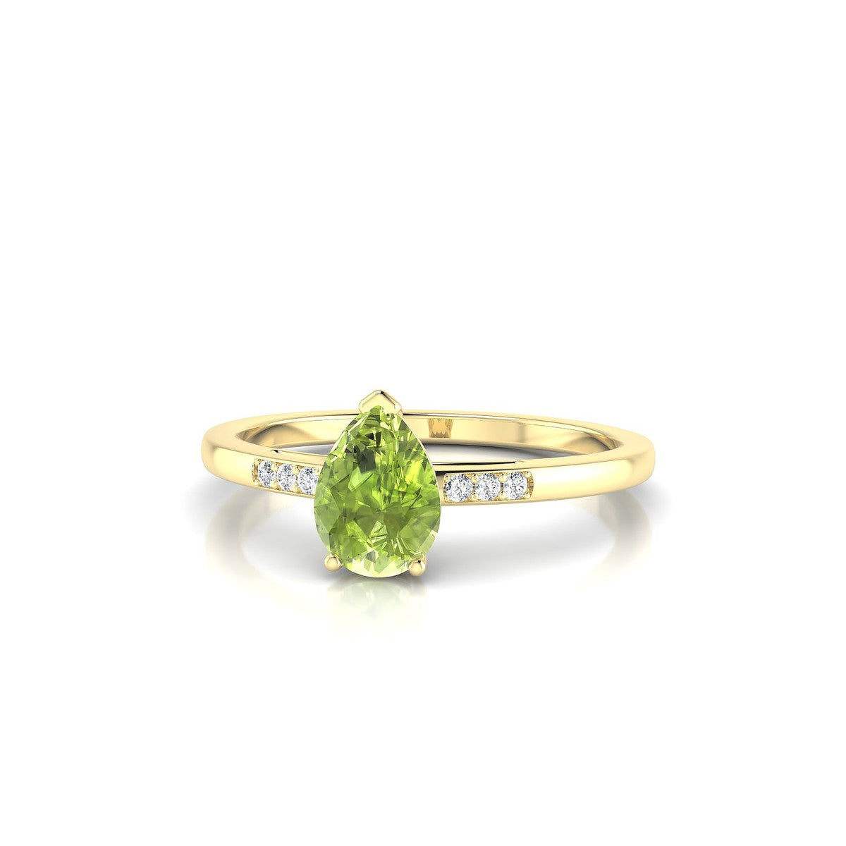 Exquisite | 18k Yellow Gold 7 x 5 mm Pear Peridot Ring