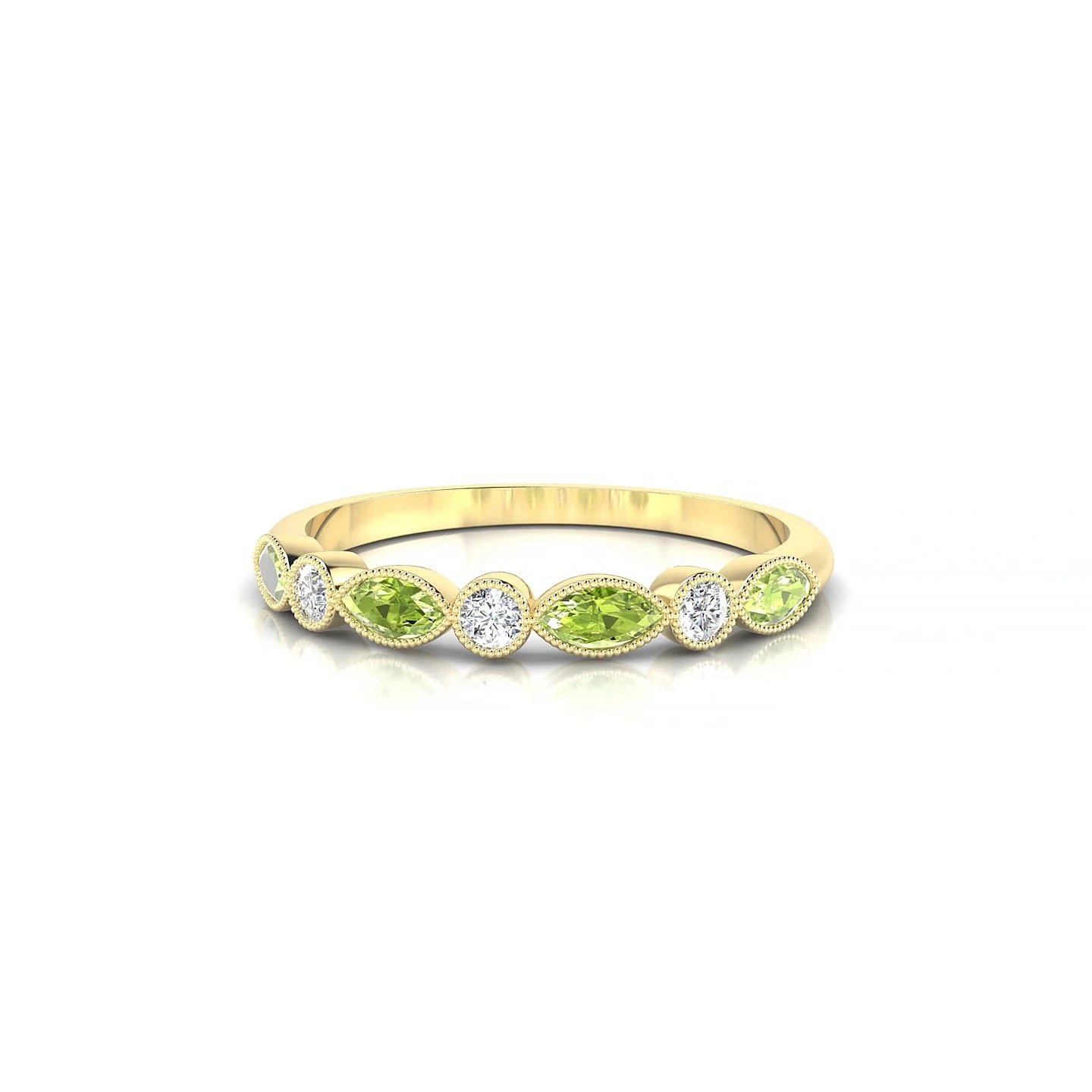 Finesse | 18k Yellow Gold 4 x 2 mm Marquise Peridot Ring