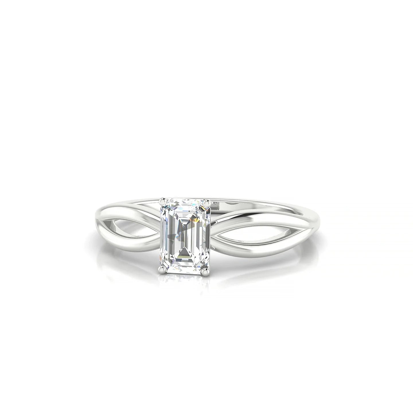 Interlude | 18k White Gold 6 x 4 mm Emerald Diamond Ring