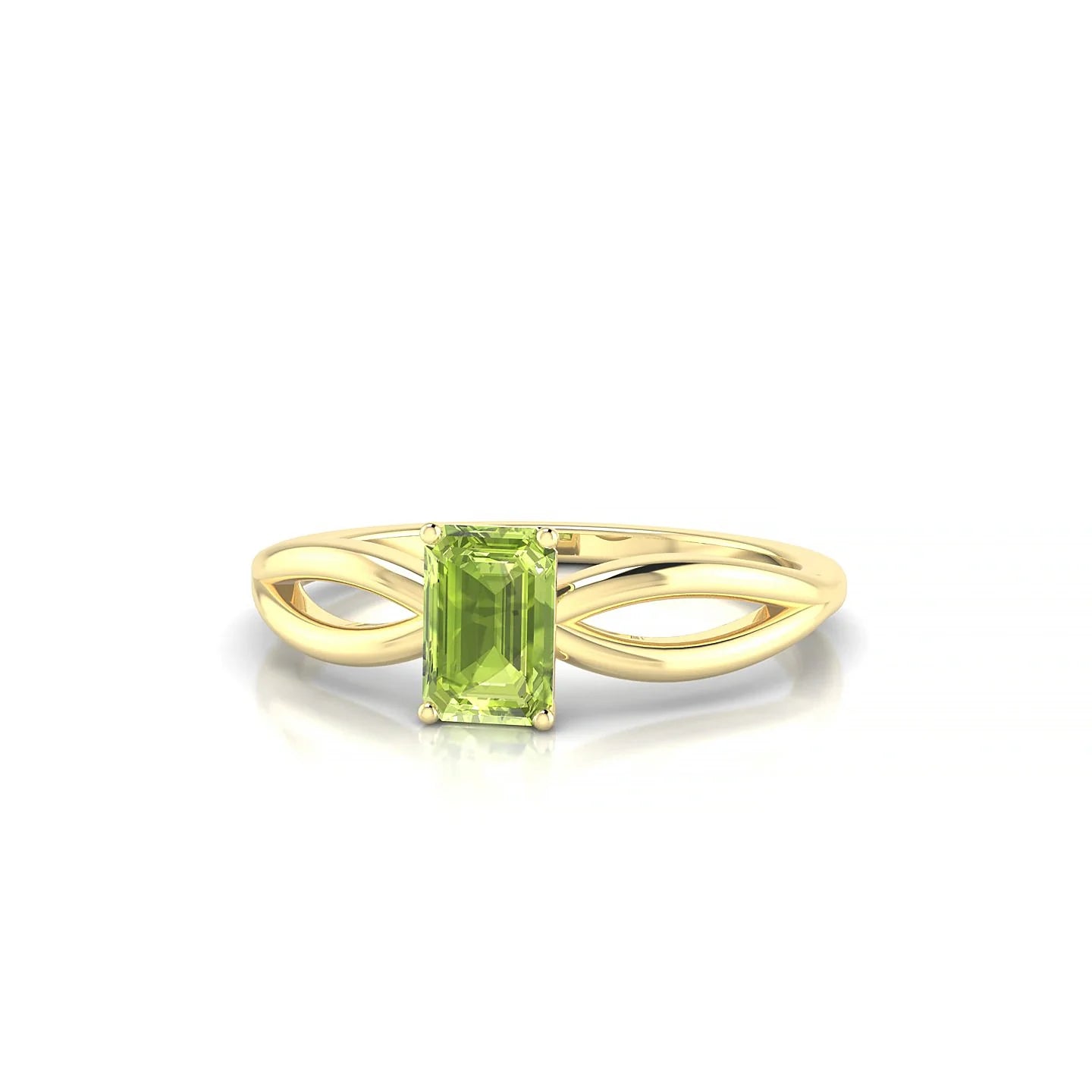 Interlude | 18k Yellow Gold 6 x 4 mm Emerald Peridot Ring