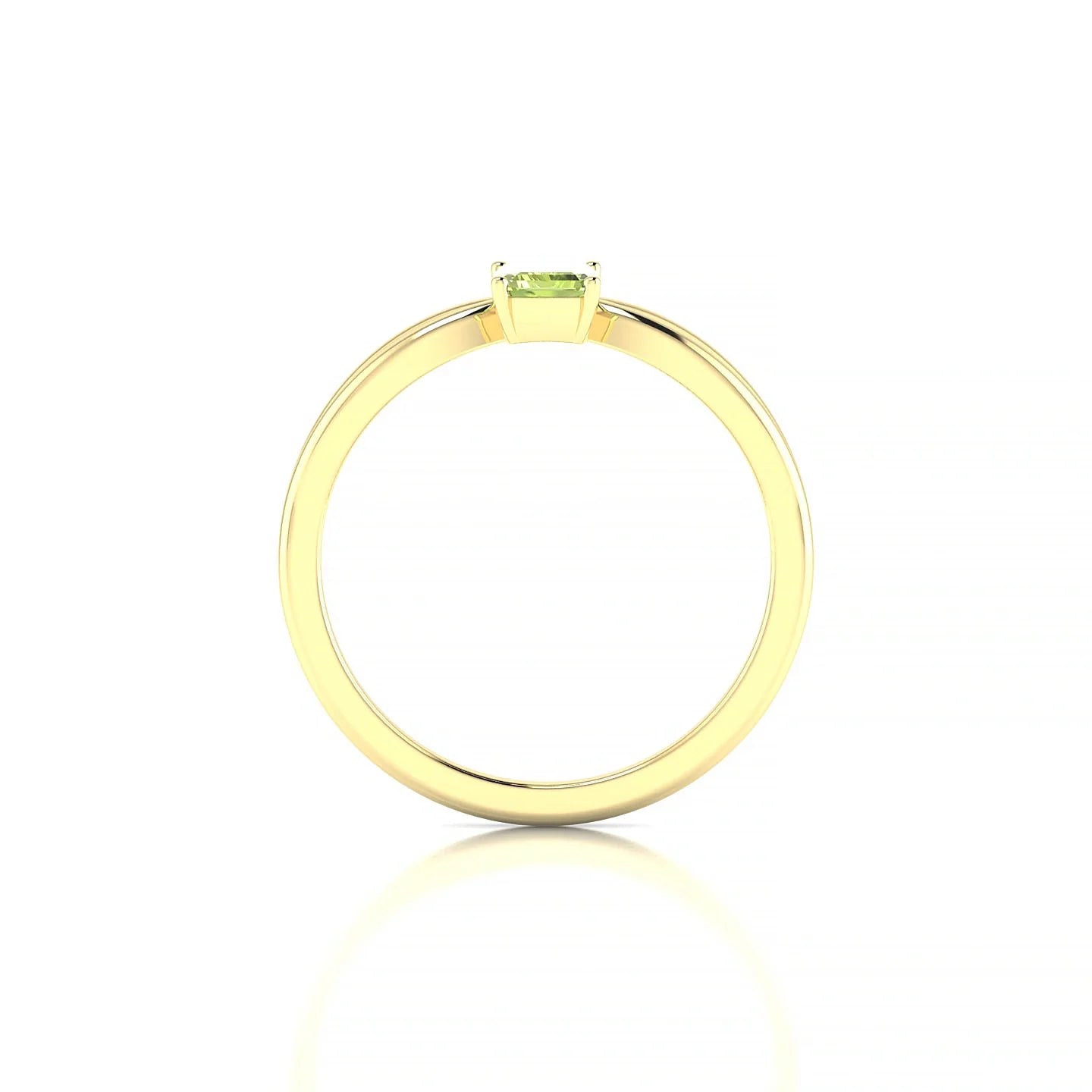 Interlude | 18k Yellow Gold 6 x 4 mm Emerald Peridot Ring