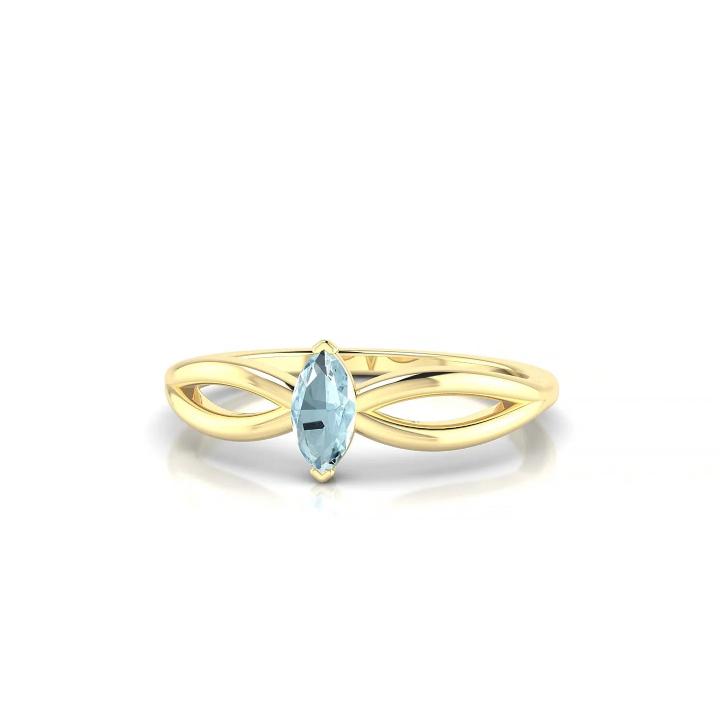 Interlude | 18k Yellow Gold 6 x 3 mm Marquise Aquamarine Ring