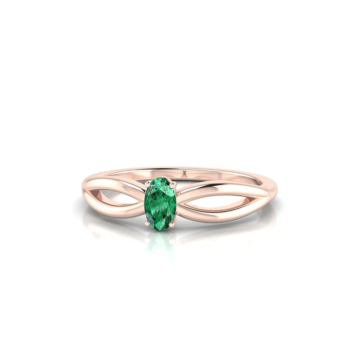Interlude | 18k Rose Gold 5 x 3 mm Oval Emerald Ring