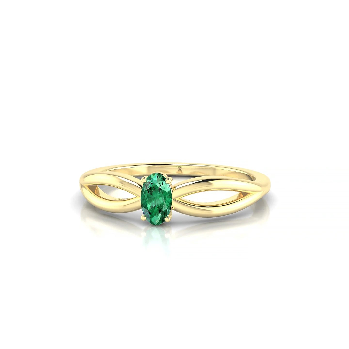 Interlude | 18k Yellow Gold 5 x 3 mm Oval Emerald Ring