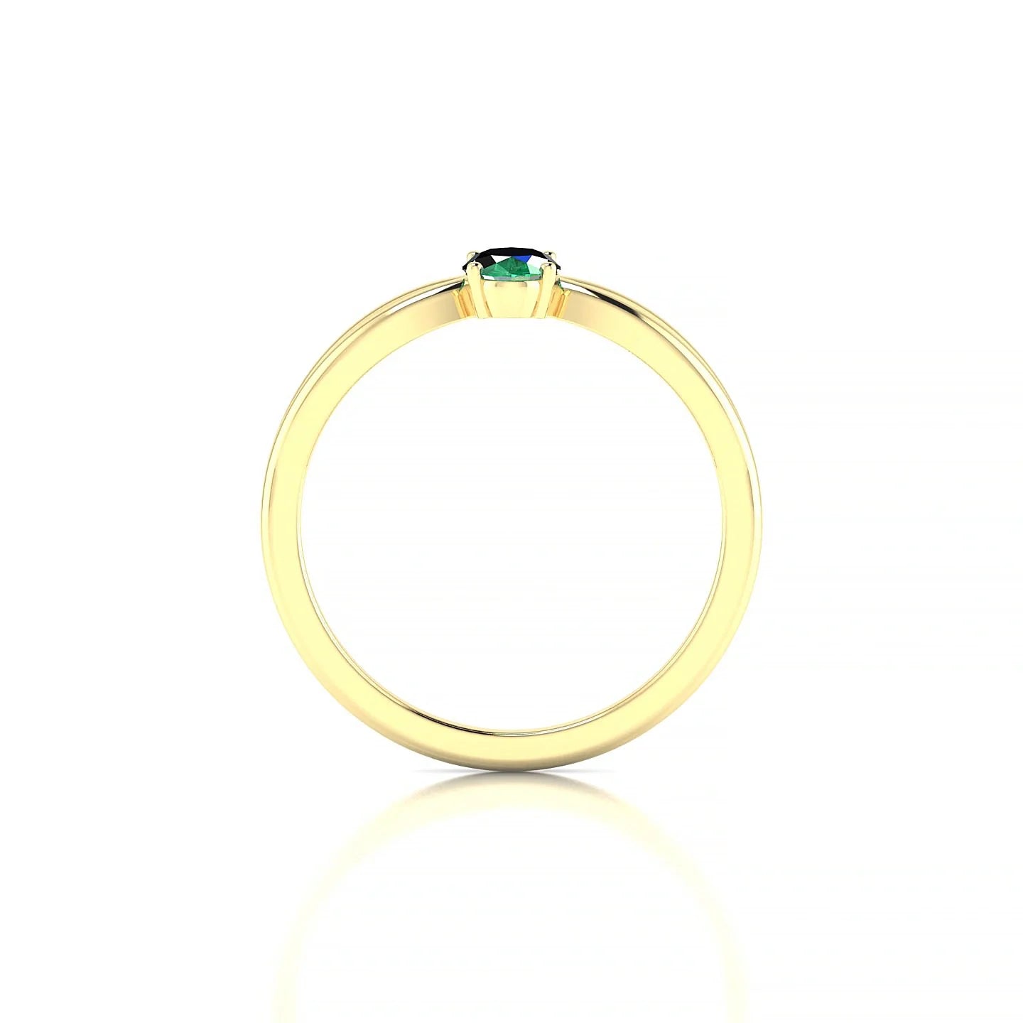 Interlude | 18k Yellow Gold 6 x 4 mm Oval Emerald Ring