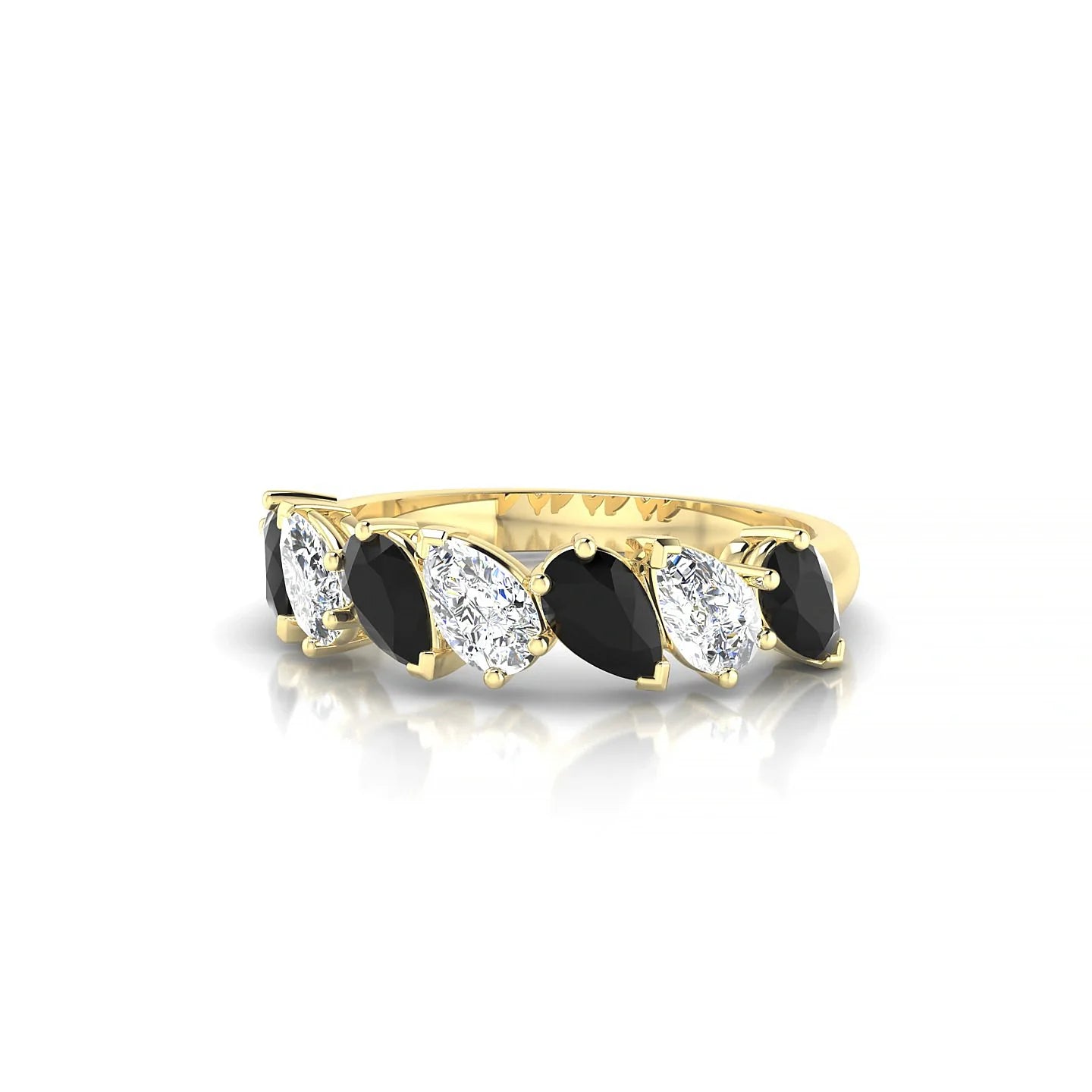 Mist | 18k Yellow Gold 5 x 3 mm Pear Black Diamond & Diamond Ring