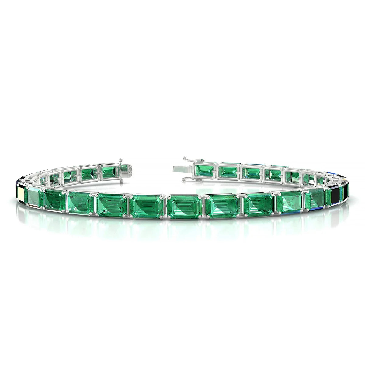 Ozu | 18k White Gold 6 x 4 mm Emerald Natural Emerald Tennis Bracelet