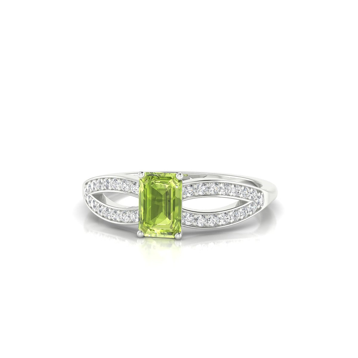 Prestige | 18k White Gold 6 x 4 mm Emerald Peridot Ring