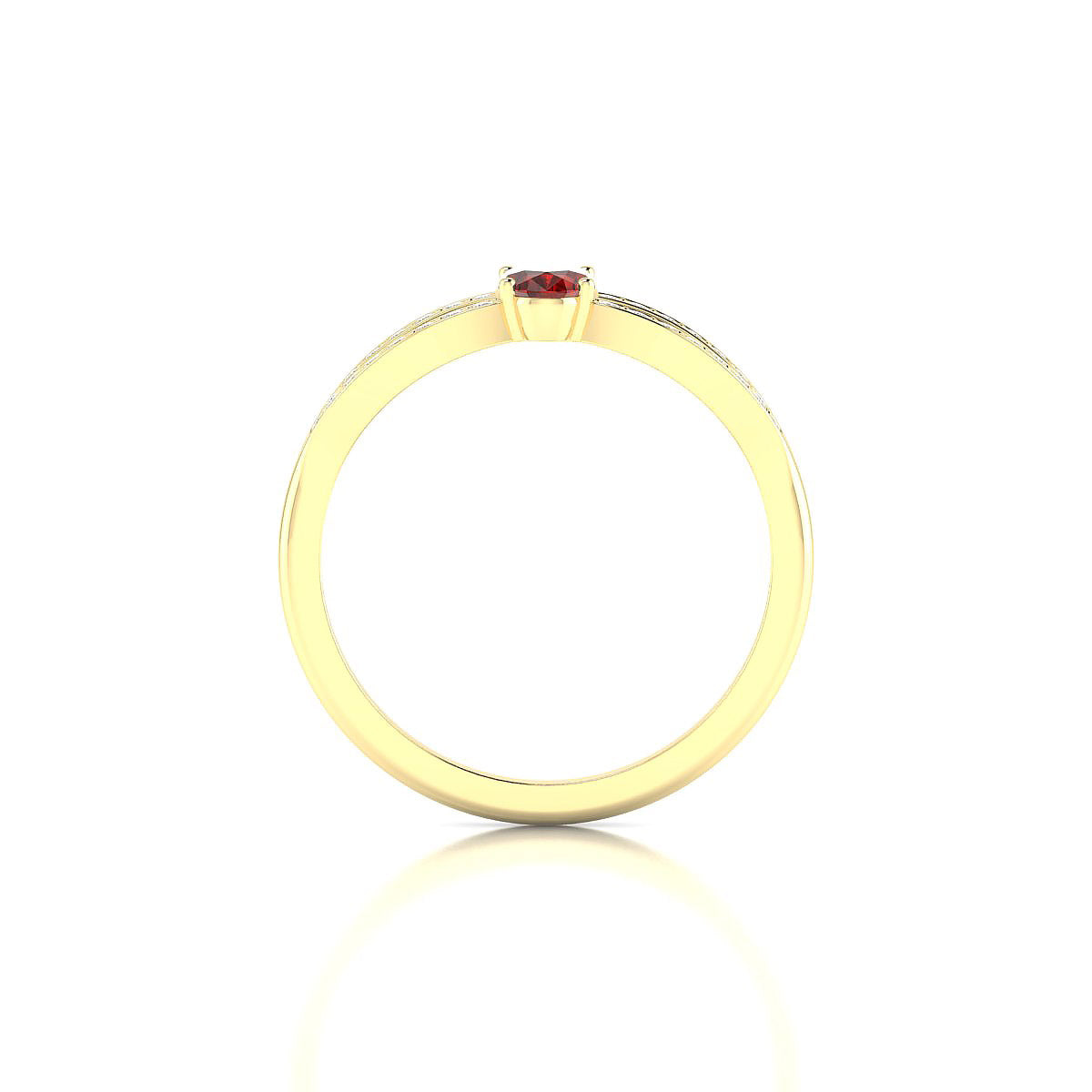 Prestige | 18k Yellow Gold 6 x 4 mm Oval Garnet Ring