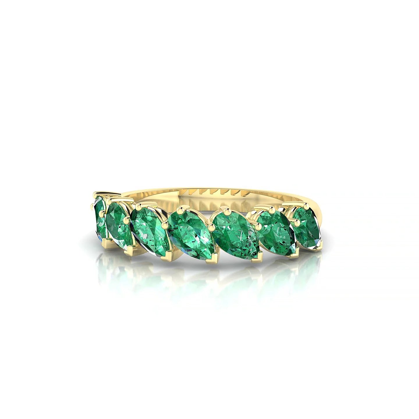 Rain | 18k Yellow Gold 5 x 3 mm Pear Emerald Ring