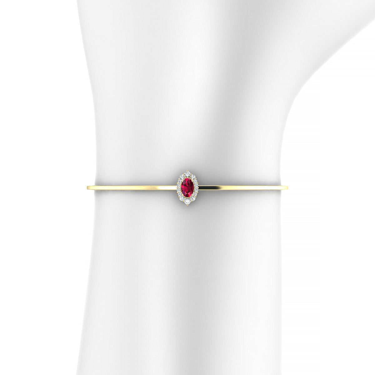 Romance | 18k Yellow Gold 6 x 4 mm Oval Ruby Bangle
