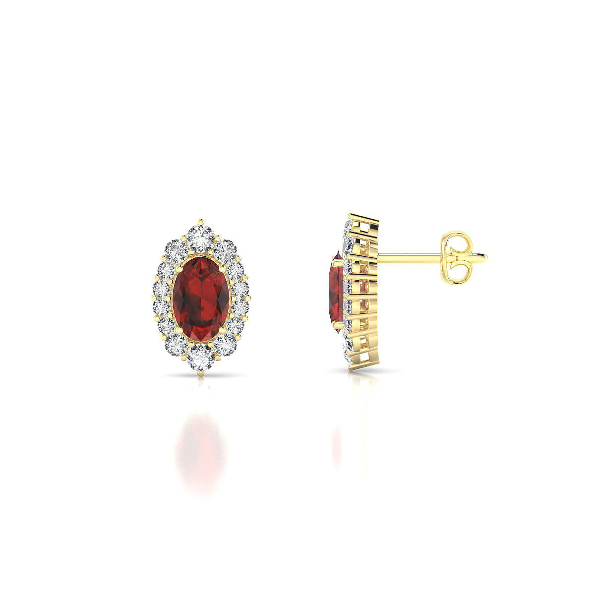 Romance | 18k Yellow Gold 6 x 4 mm Oval Garnet Earrings