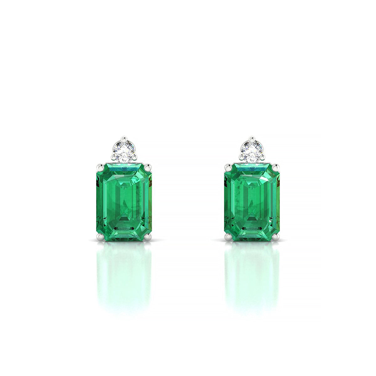 Sparkle | 18k White Gold 7 x 5 mm Emerald Emerald Earrings