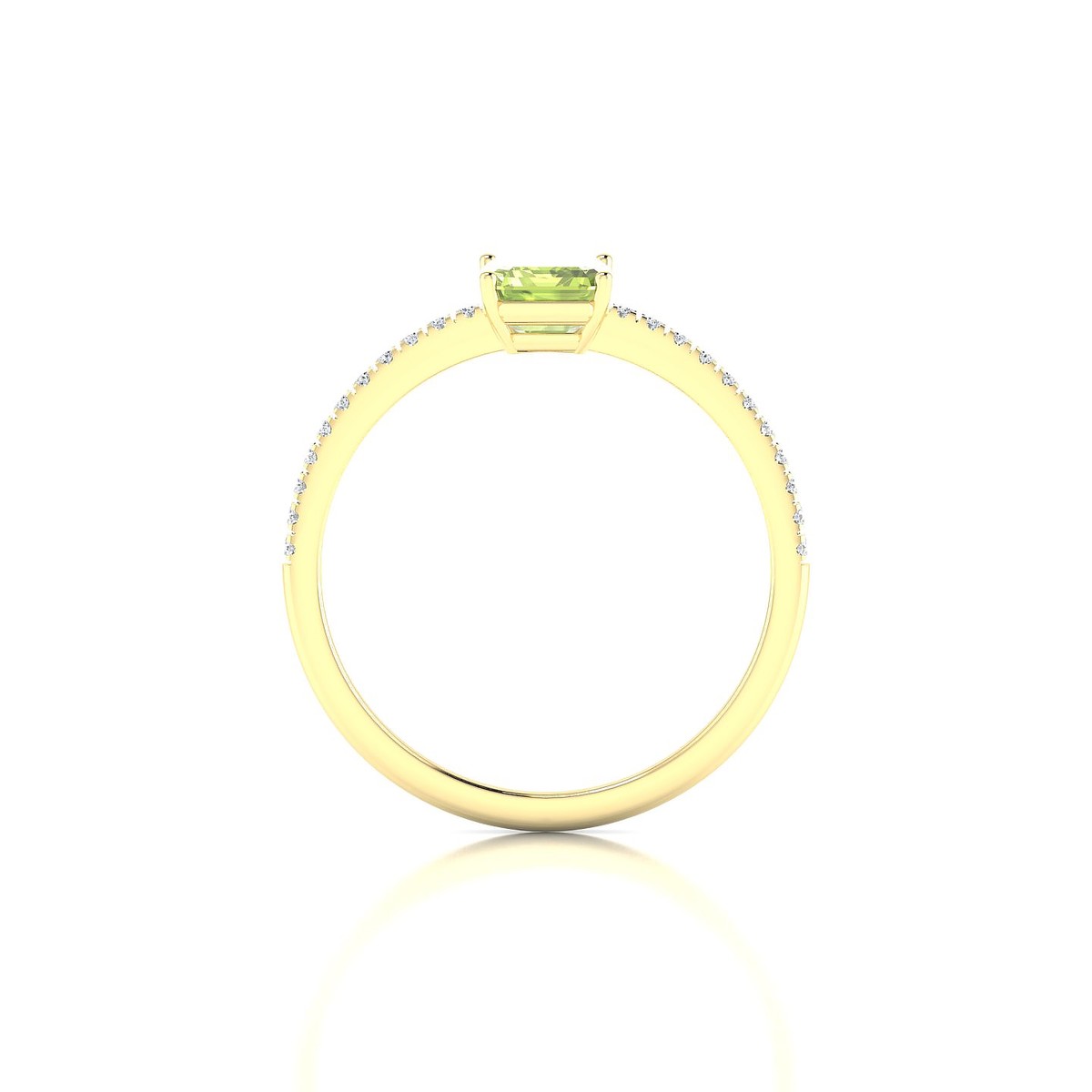 Timeless | 18k Yellow Gold 7 x 5 mm Emerald Peridot Ring
