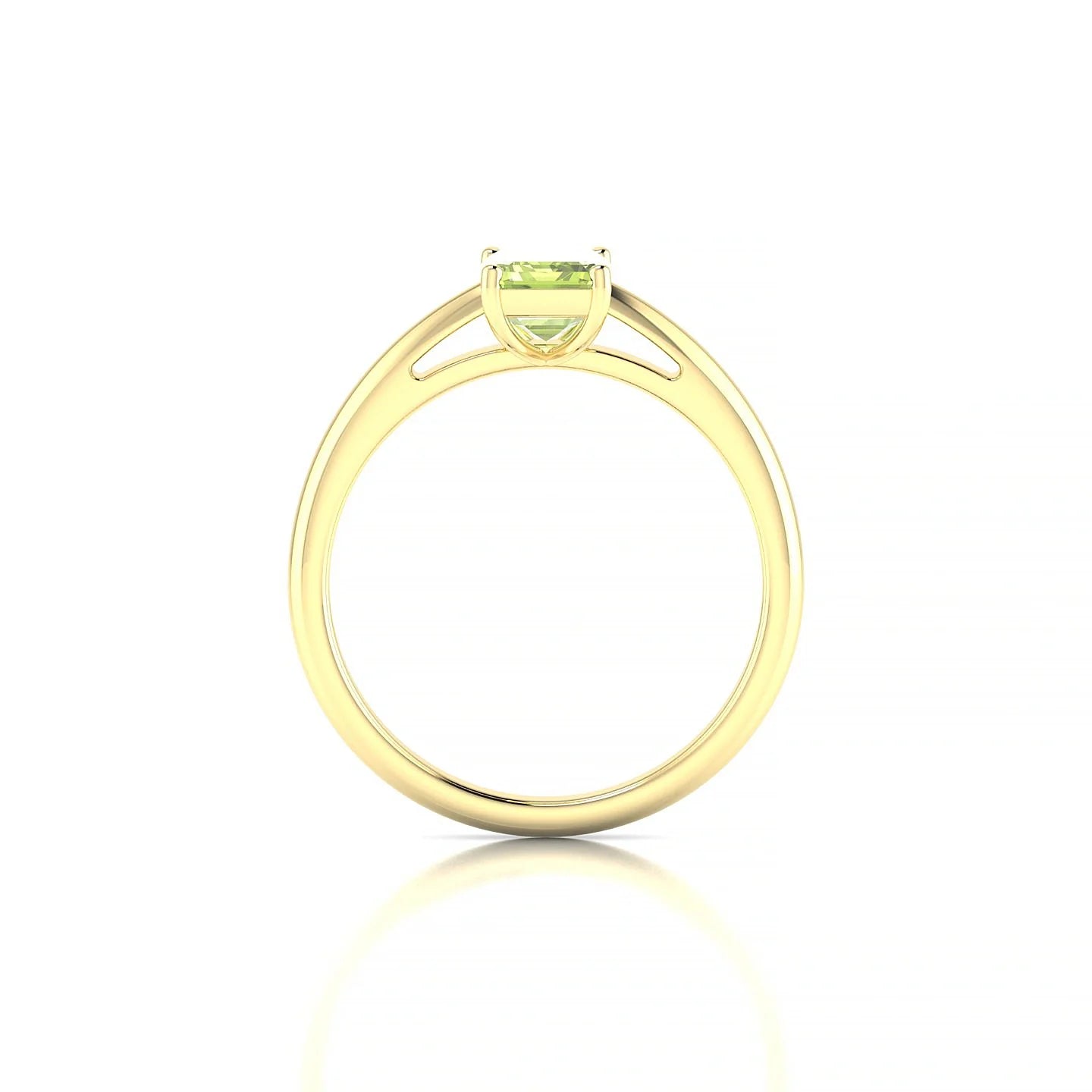 Treasure | 18k Yellow Gold 7 x 5 mm Emerald Peridot Ring