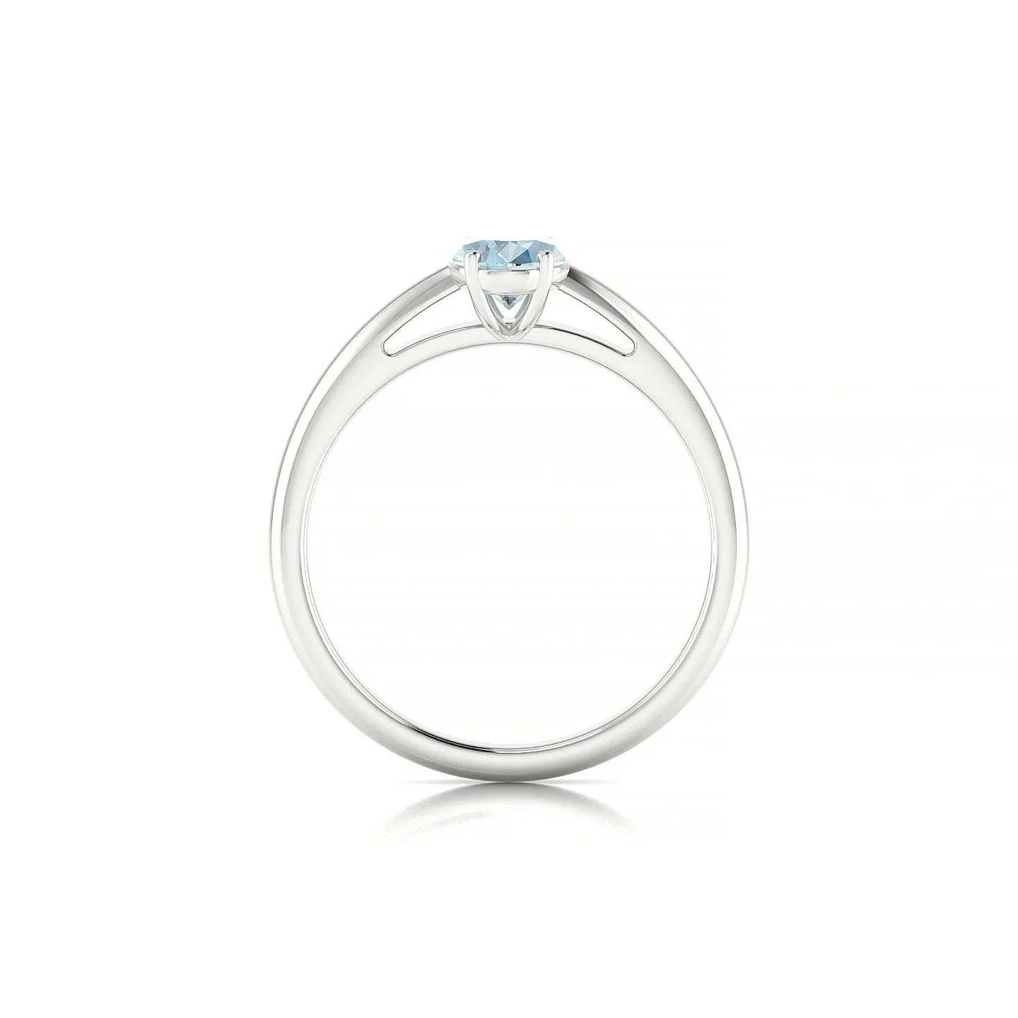 Treasure | 18k White Gold 7 x 5 mm Oval Aquamarine Ring