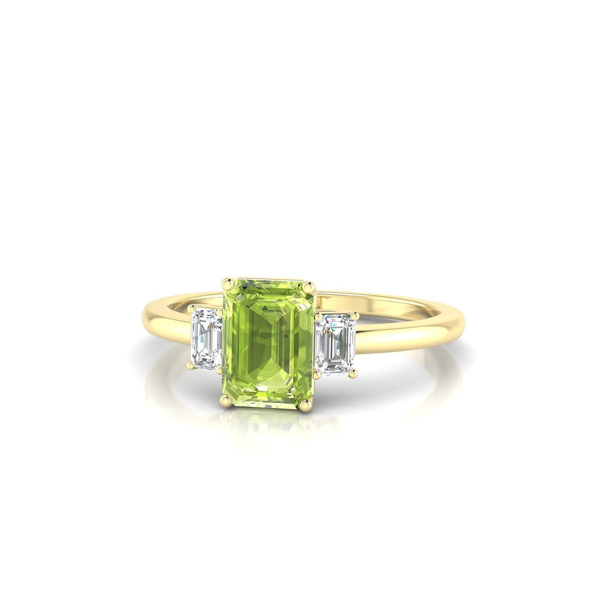Trio | 18k Yellow Gold 7 x 5 mm Emerald Peridot Ring