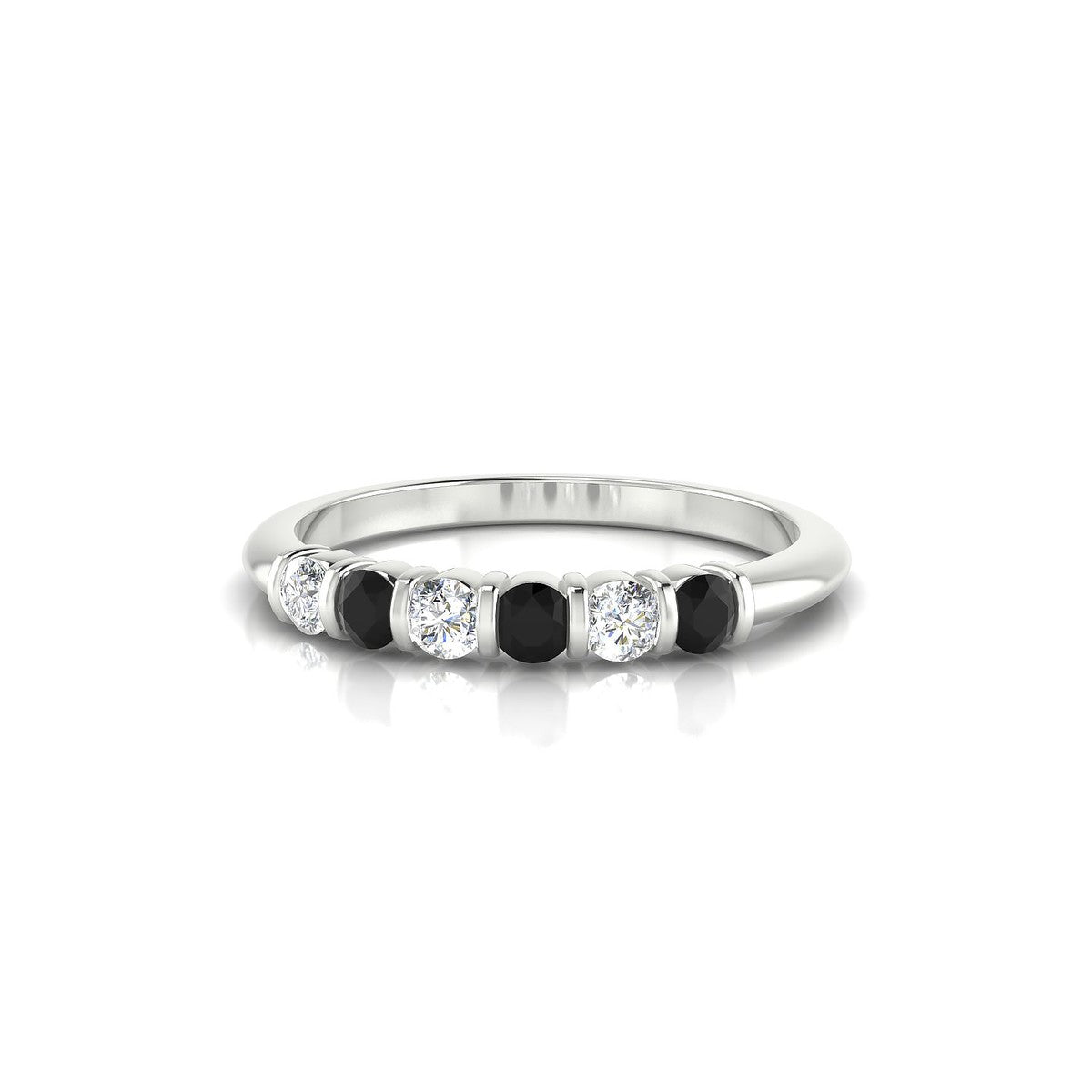Unique | 18k White Gold 2.5 mm Round Black Diamond Ring