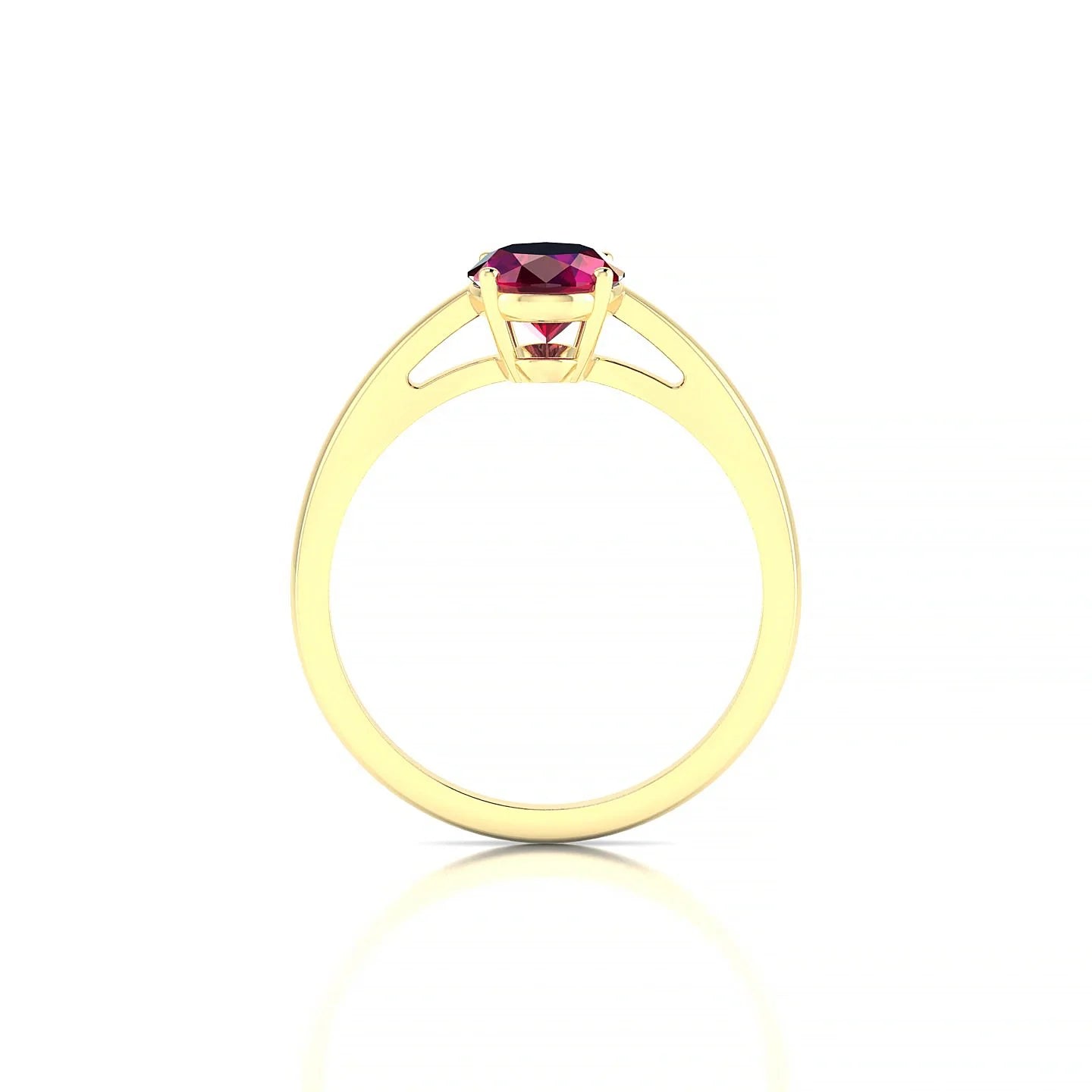 Zenith | 18k Yellow Gold 8 x 6 mm Oval Ruby Ring