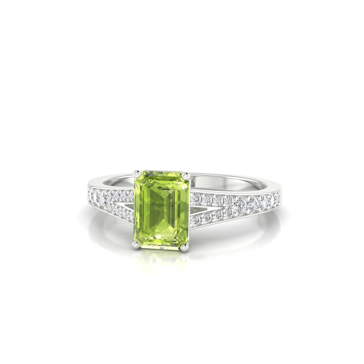 Adore | 18k White Gold 7 x 5 mm Emerald Peridot Ring