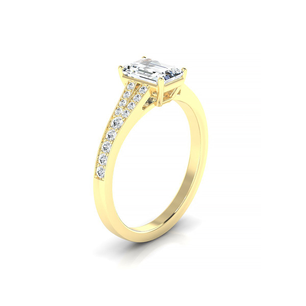 Adore | 18k Yellow Gold 7 x 5 mm Emerald Diamond Ring