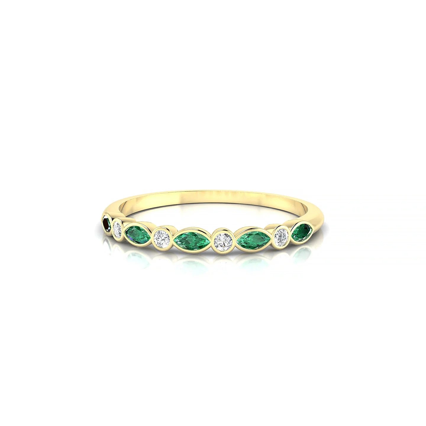 Delight | 18k Yellow Gold 3 x 1.5 mm Marquise Emerald Ring