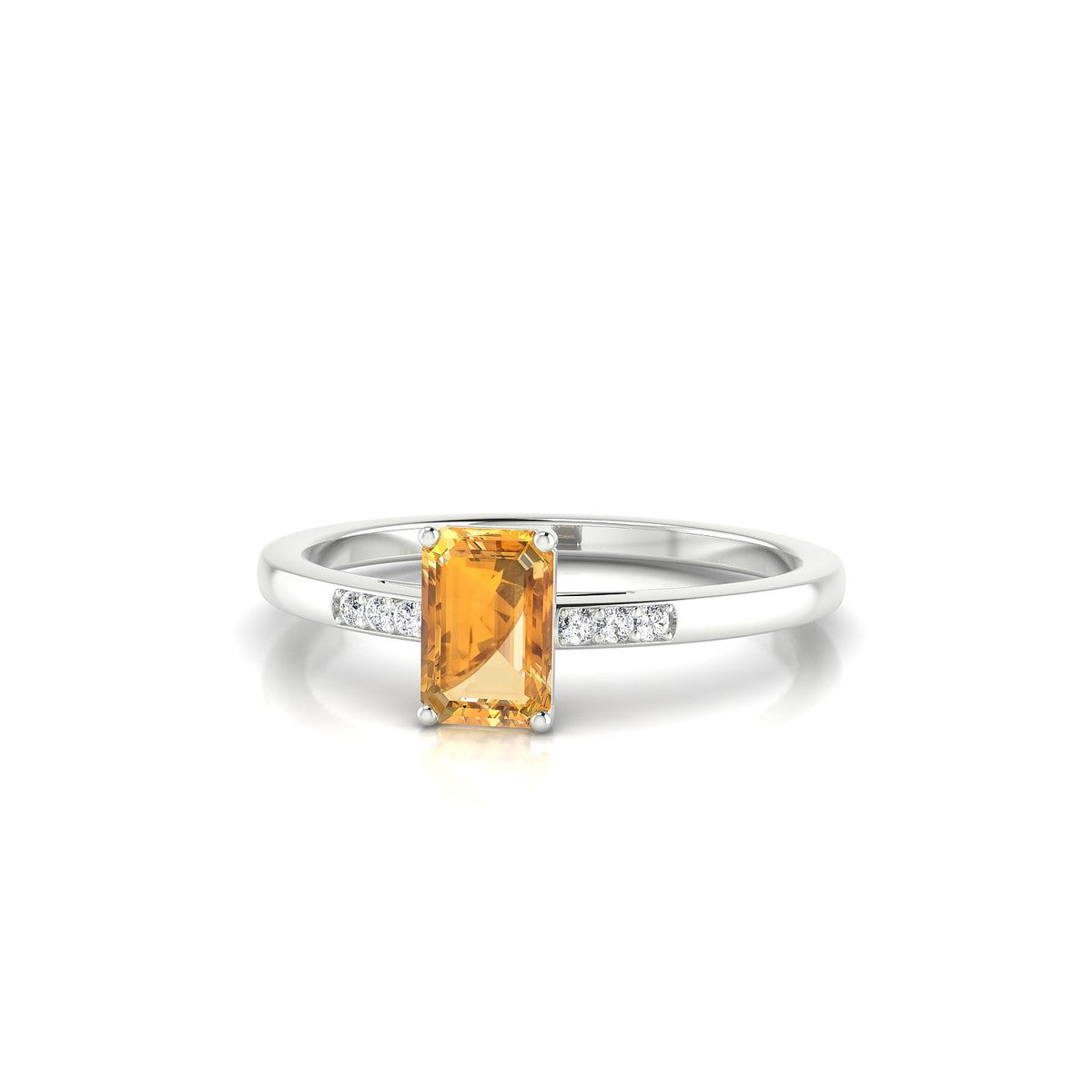 Exquisite | 18k White Gold 6 x 4 mm Emerald Citrine Ring