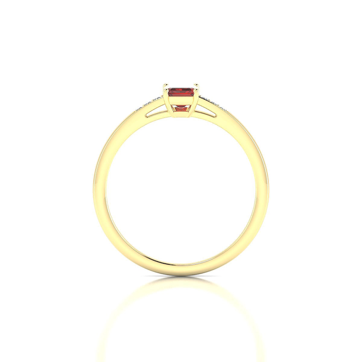 Exquisite | 18k Yellow Gold 6 x 4 mm Emerald Garnet Ring