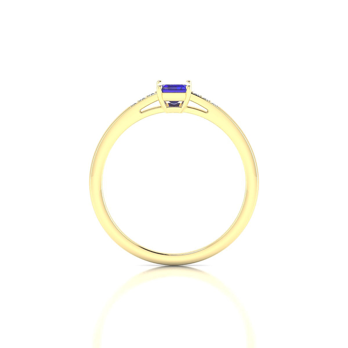 Exquisite | 18k Yellow Gold 6 x 4 mm Emerald Tanzanite Ring