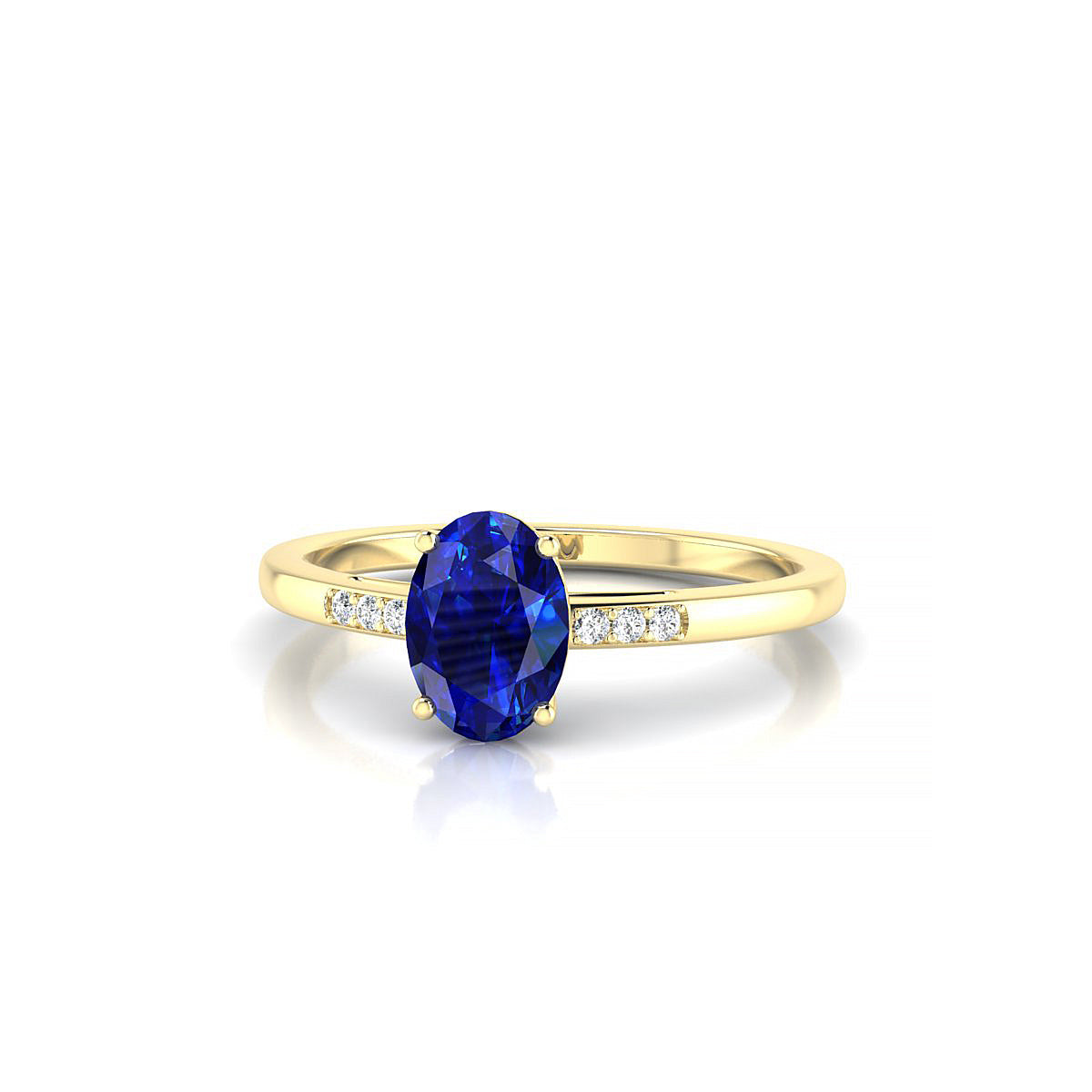 Exquisite | 18k Yellow Gold 7 x 5 mm Oval Sapphire Ring