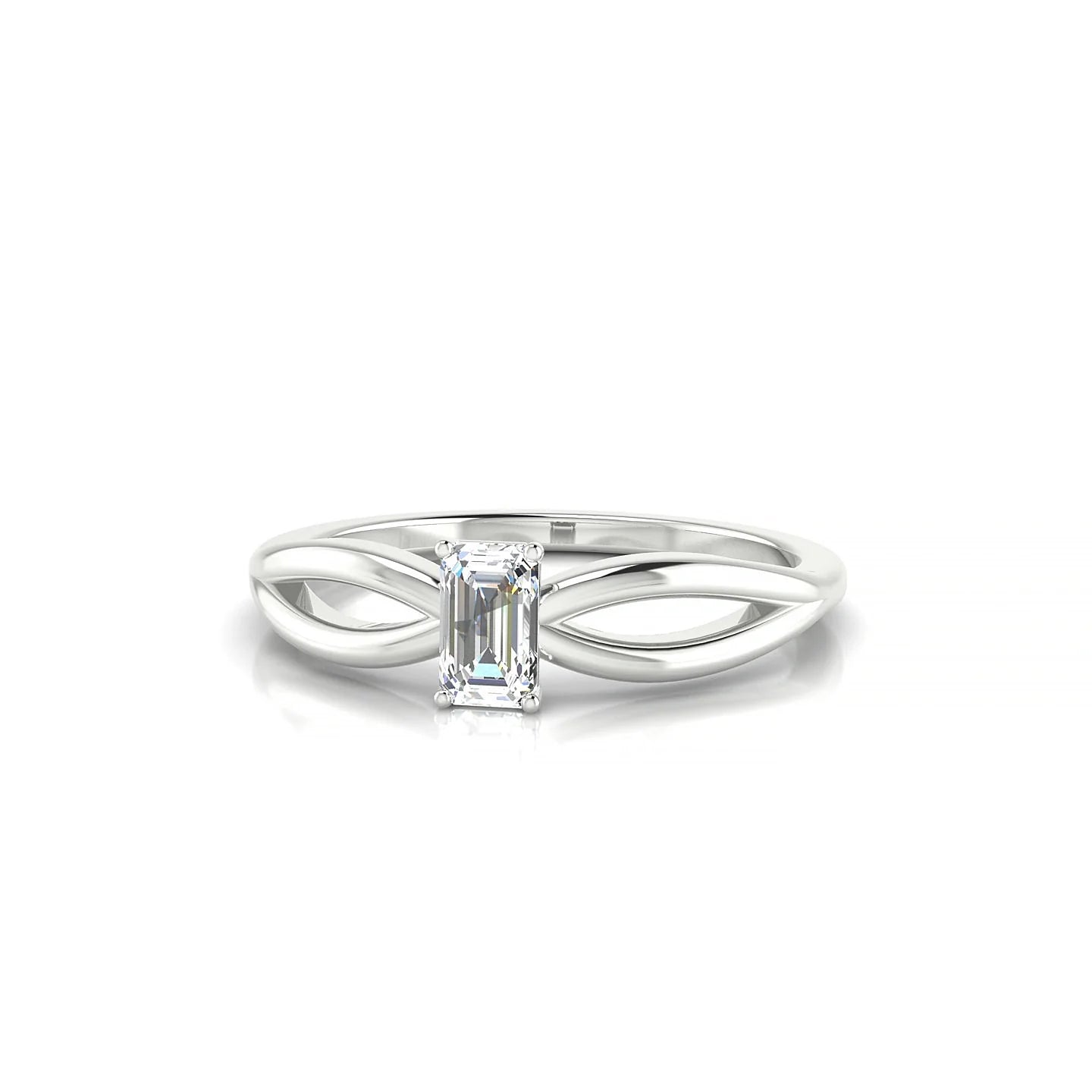 Interlude | 18k White Gold 5 x 3 mm Emerald Diamond Ring