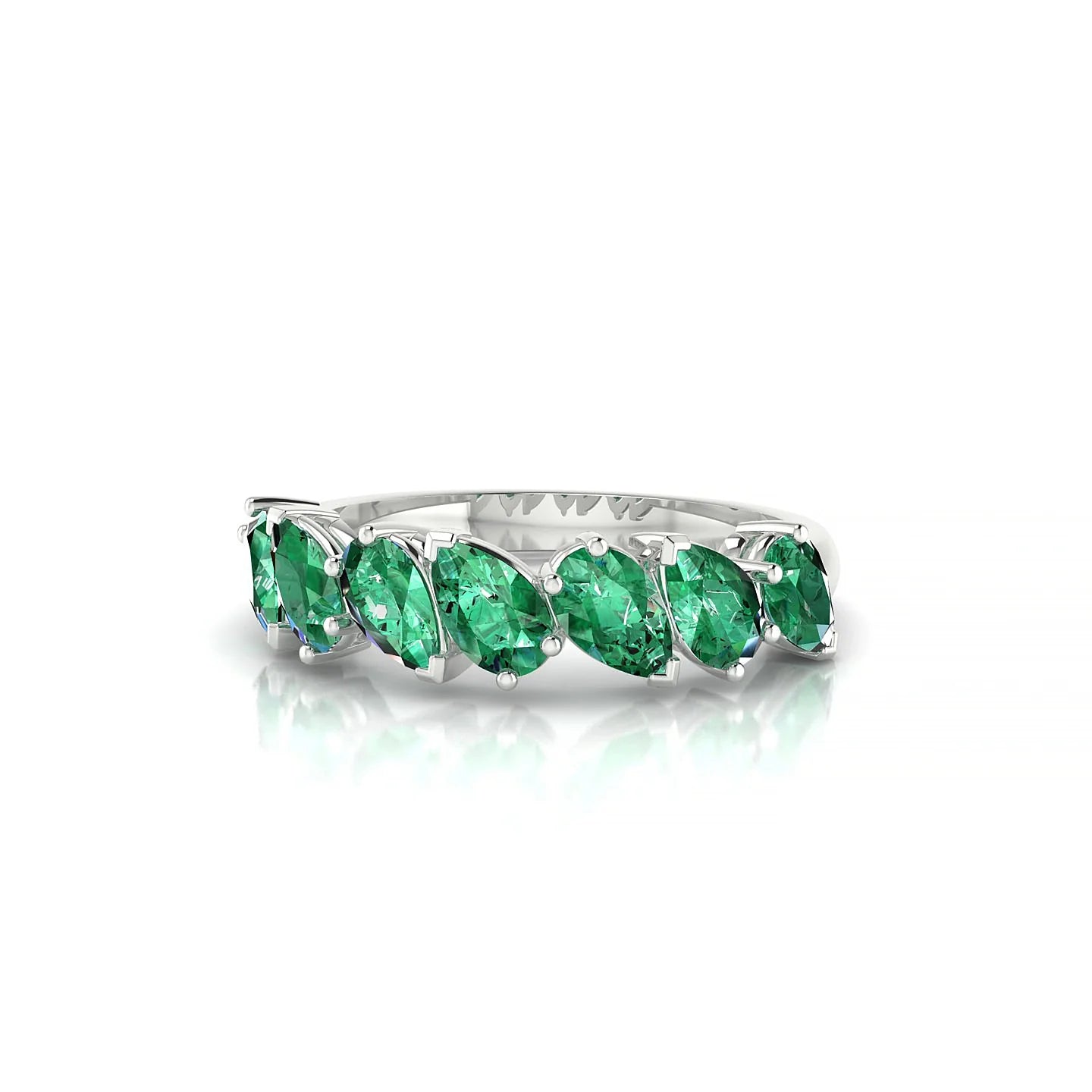 Mist | 18k White Gold 5 x 3 mm Pear Emerald Ring